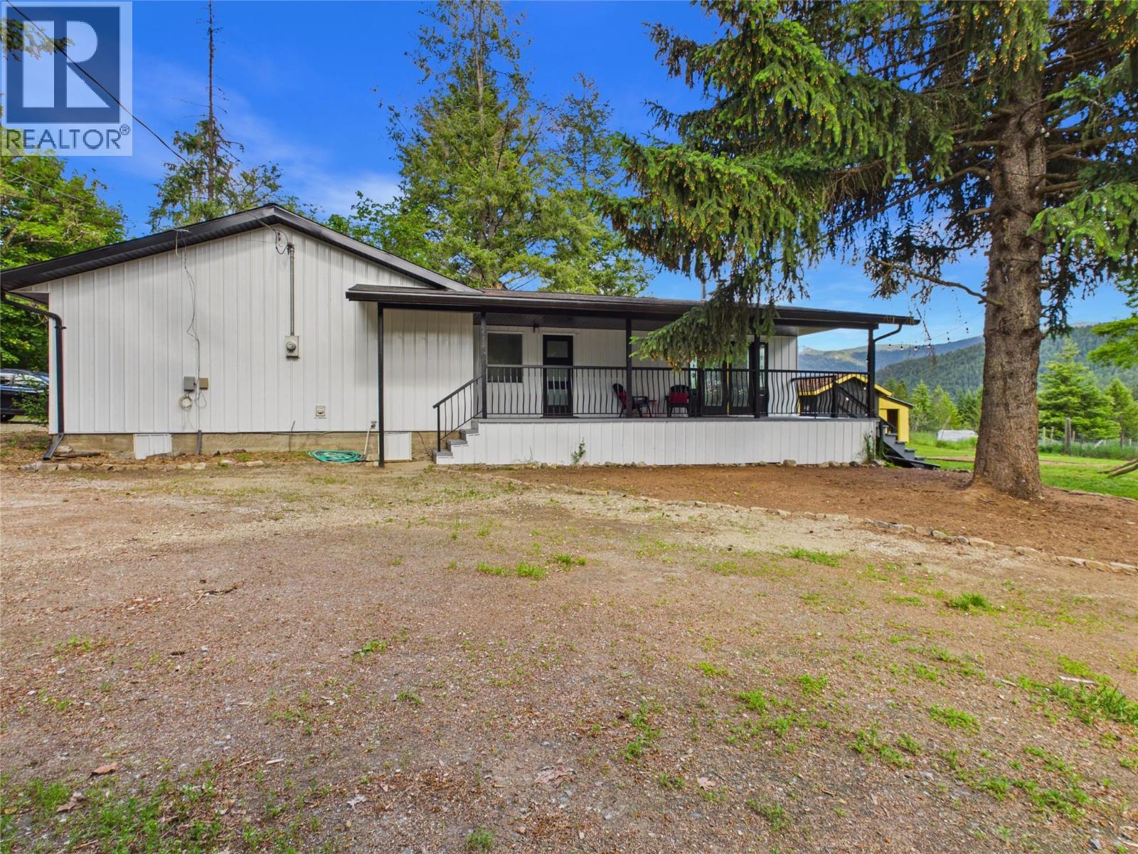 3718 Krestova Road, Krestova, British Columbia  V0G 1H2 - Photo 41 - 10390354