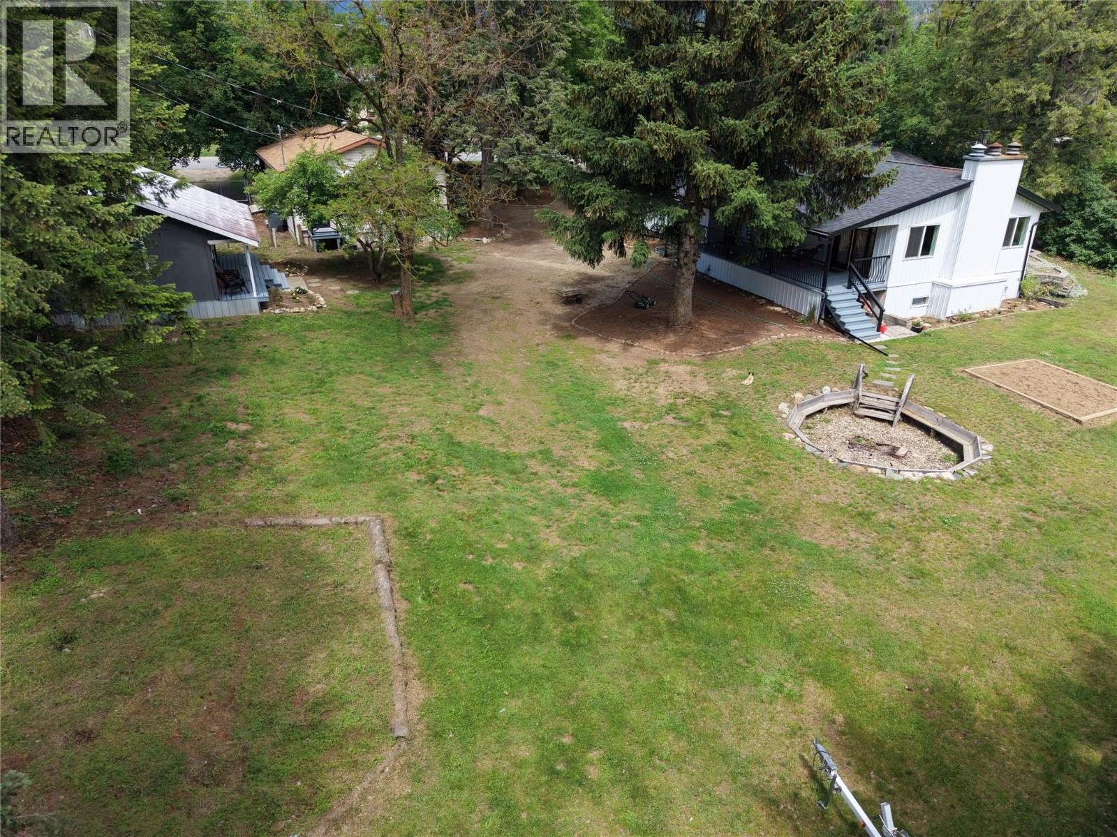 3718 Krestova Road, Krestova, British Columbia  V0G 1H2 - Photo 42 - 10390354