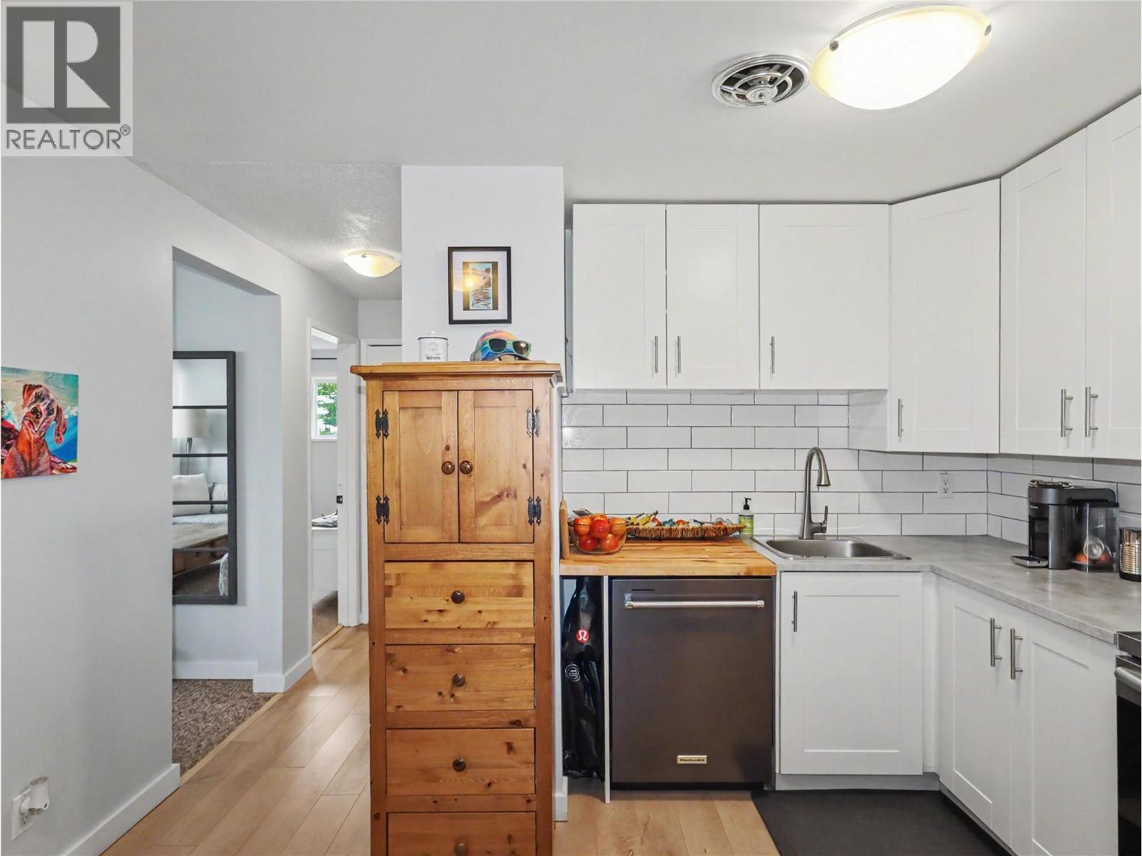 668 75th Avenue Unit# 1, Grand Forks, British Columbia  V0H 1H0 - Photo 2 - 10390010