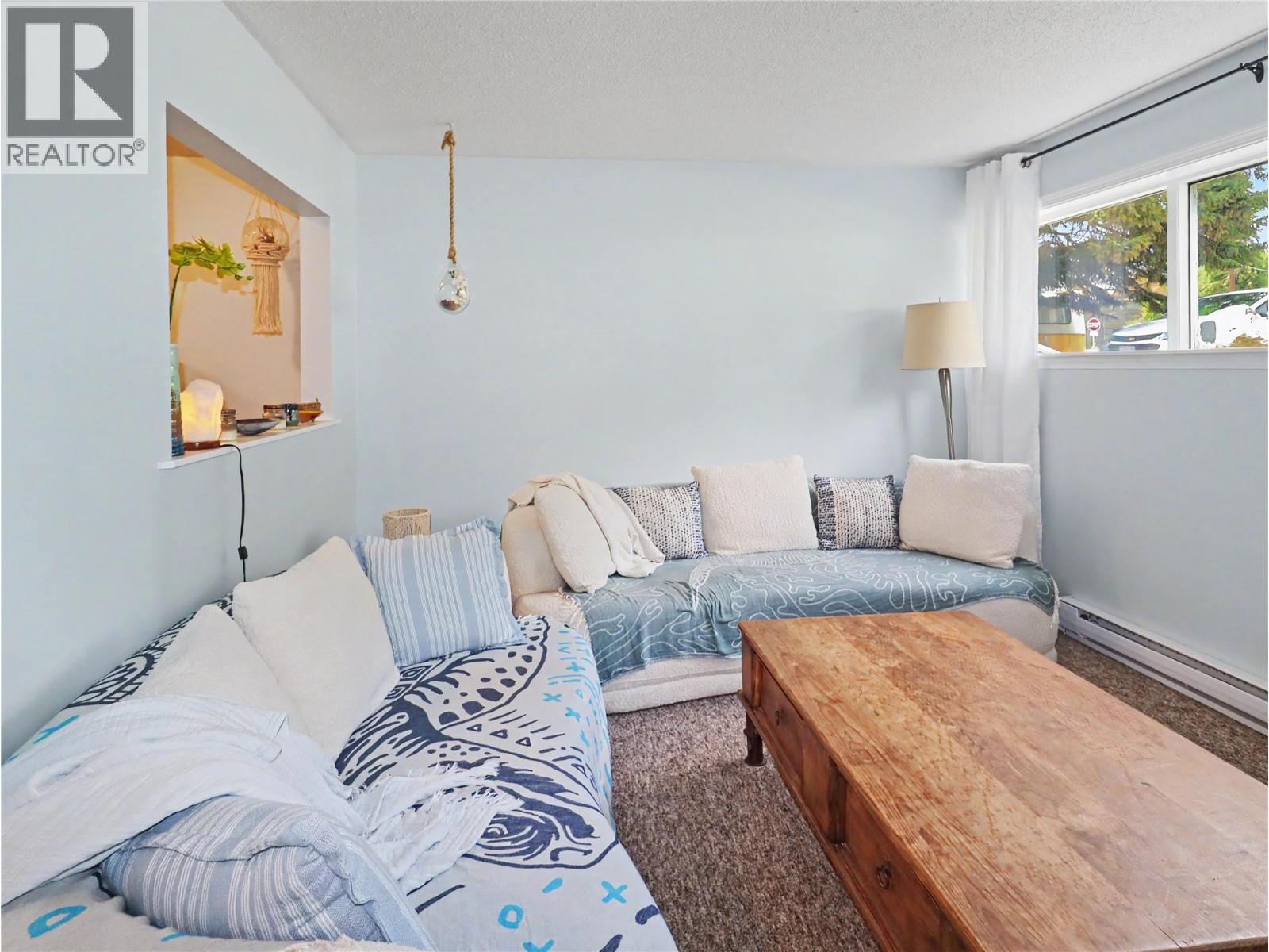 668 75th Avenue Unit# 1, Grand Forks, British Columbia  V0H 1H0 - Photo 4 - 10390010