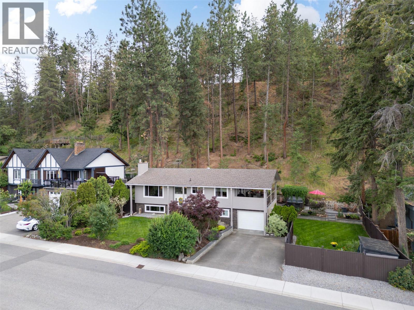 815 Steele Road, Kelowna, British Columbia  V1W 4P1 - Photo 2 - 10390286