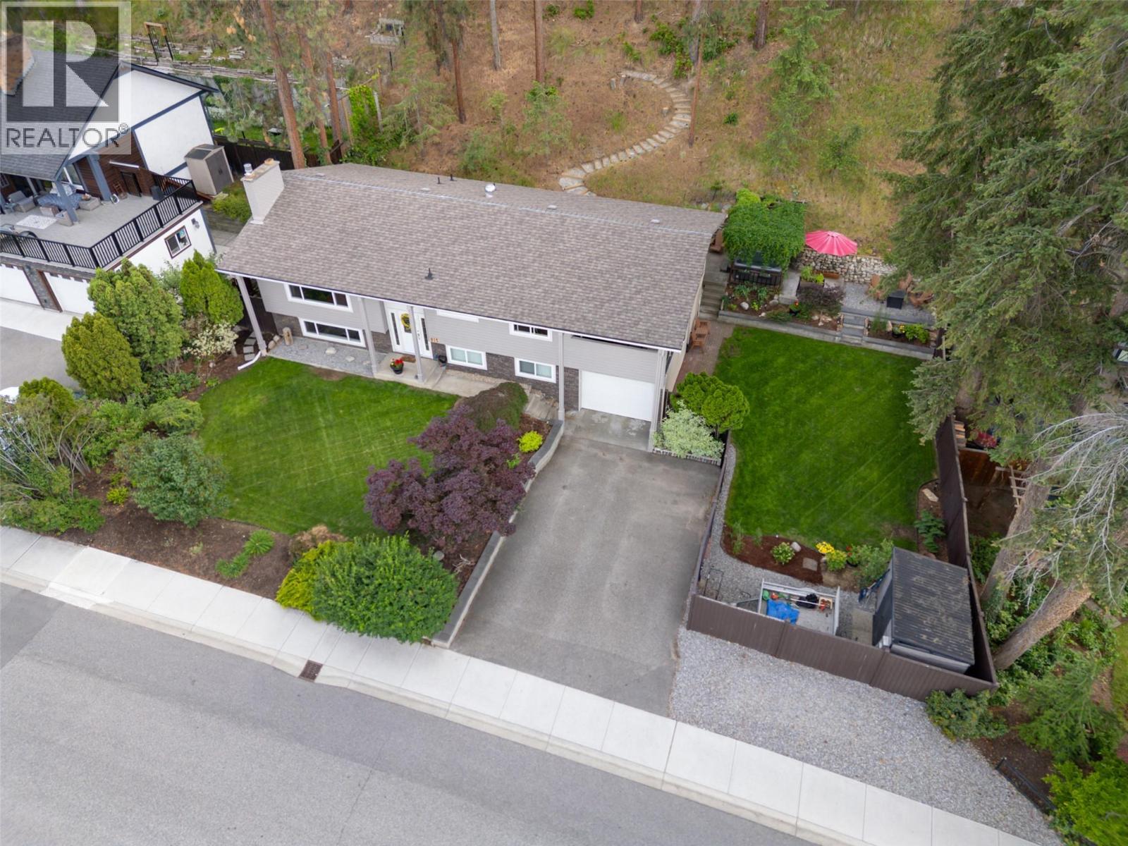 815 Steele Road, Kelowna, British Columbia  V1W 4P1 - Photo 3 - 10390286