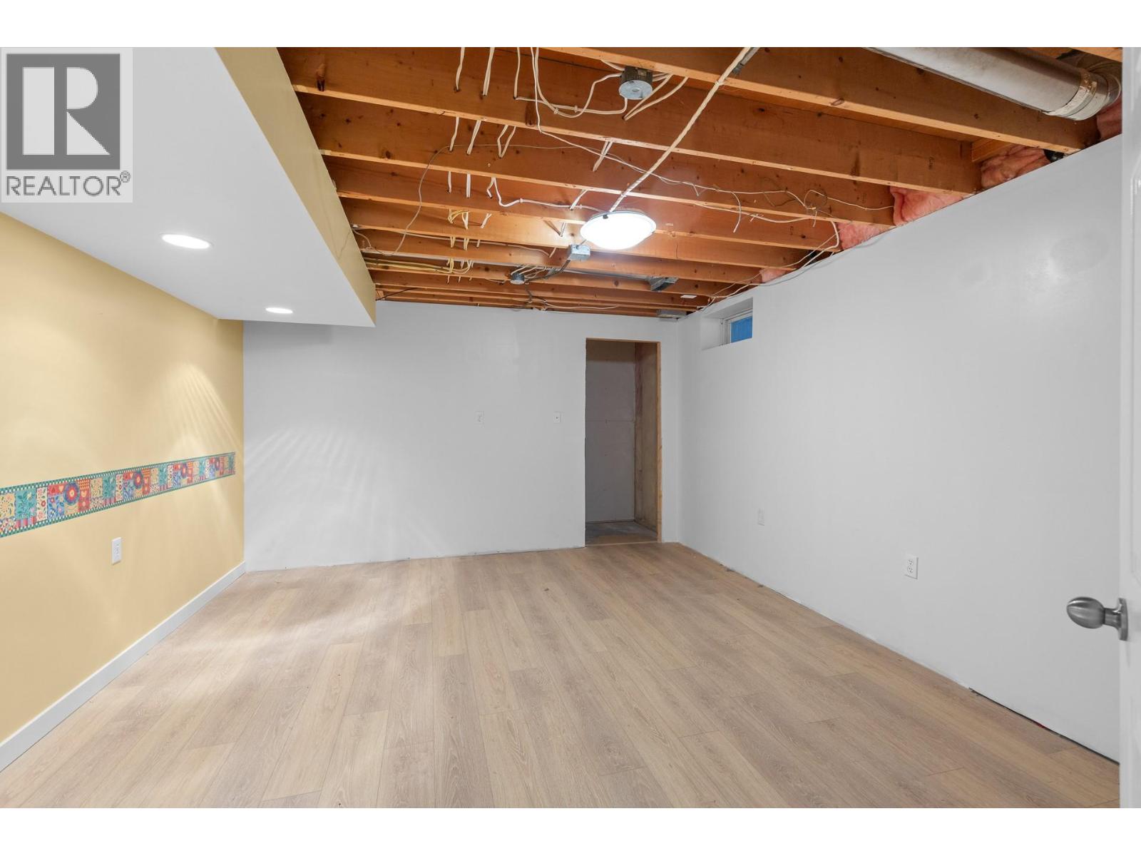 975 Neptune Road, Kelowna, British Columbia  V1X 3E4 - Photo 36 - 10390250