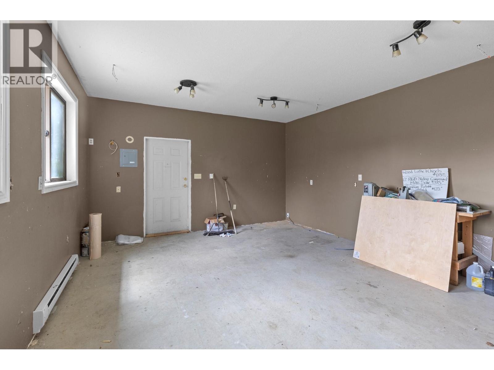 975 Neptune Road, Kelowna, British Columbia  V1X 3E4 - Photo 40 - 10390250