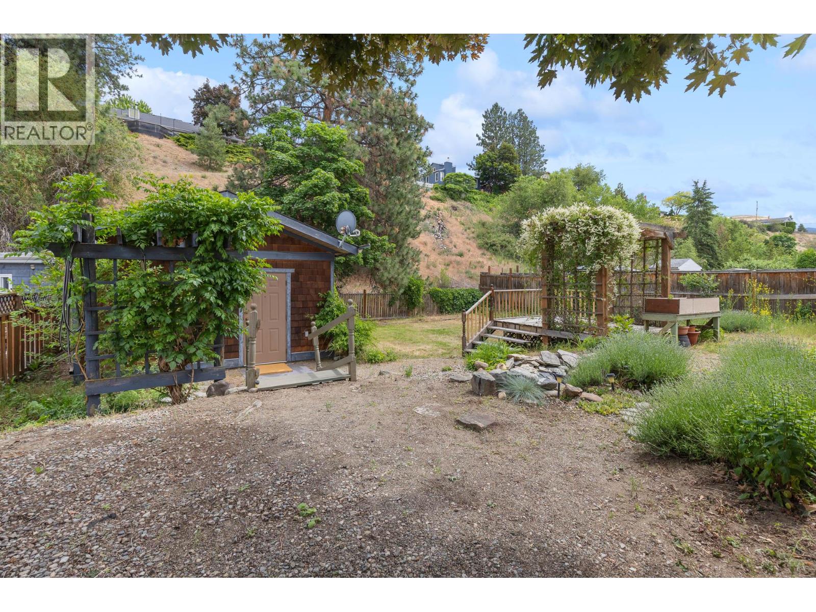 975 Neptune Road, Kelowna, British Columbia  V1X 3E4 - Photo 50 - 10390250