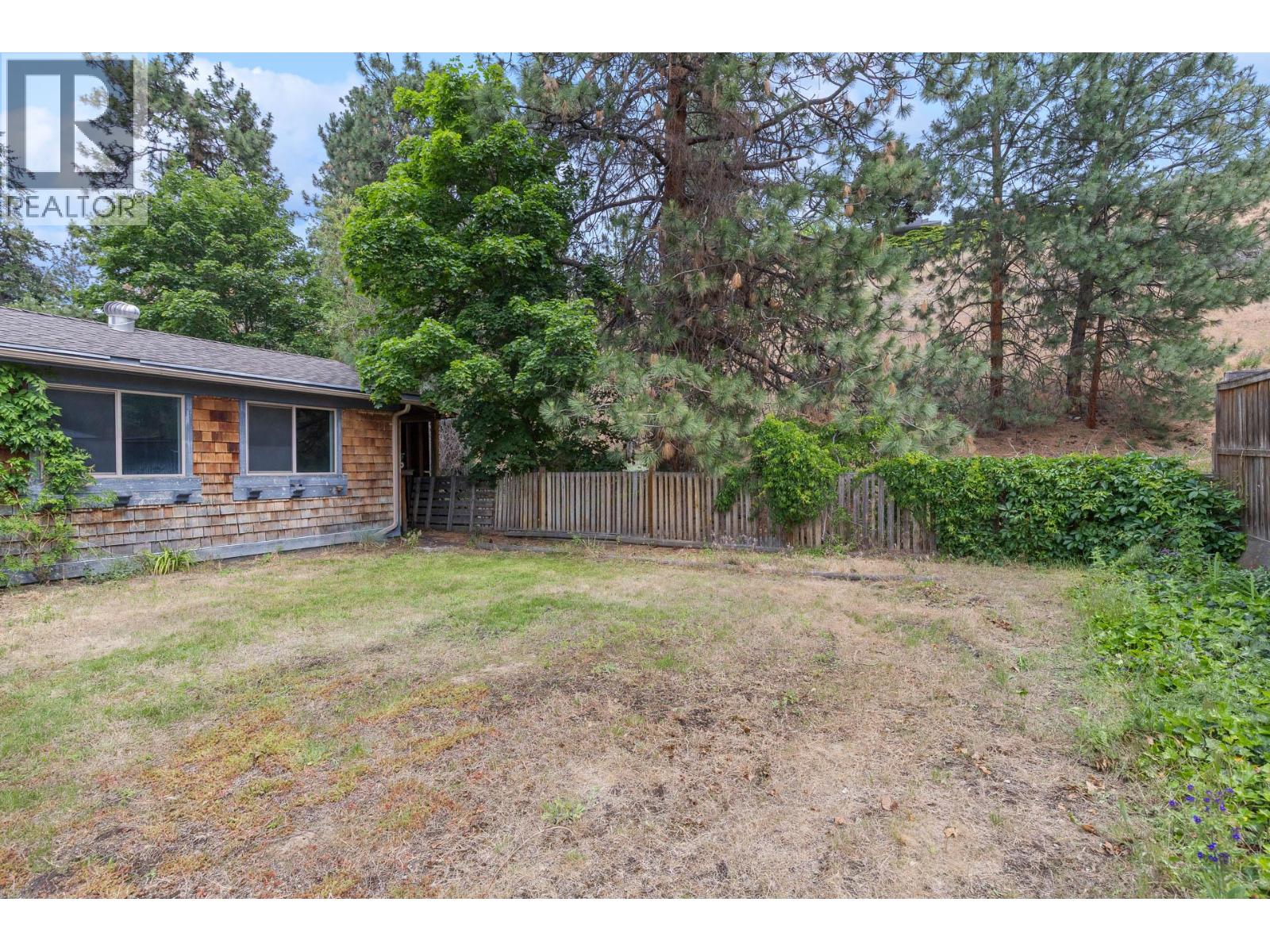 975 Neptune Road, Kelowna, British Columbia  V1X 3E4 - Photo 52 - 10390250
