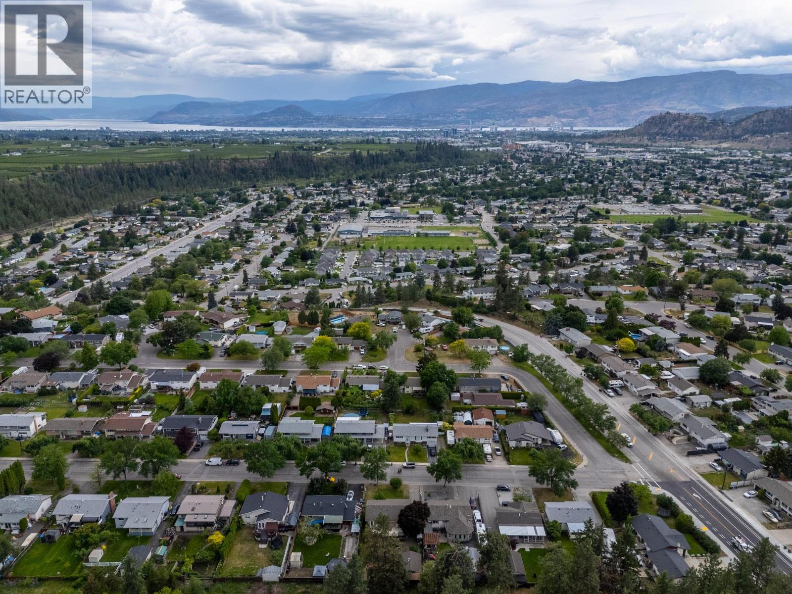 975 Neptune Road, Kelowna, British Columbia  V1X 3E4 - Photo 62 - 10390250