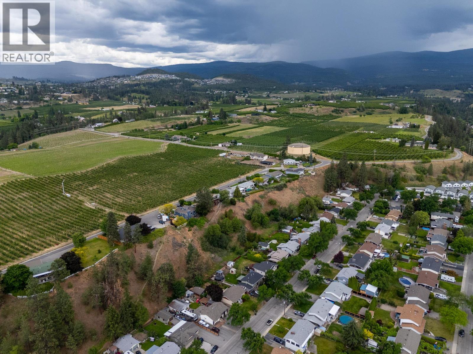 975 Neptune Road, Kelowna, British Columbia  V1X 3E4 - Photo 63 - 10390250