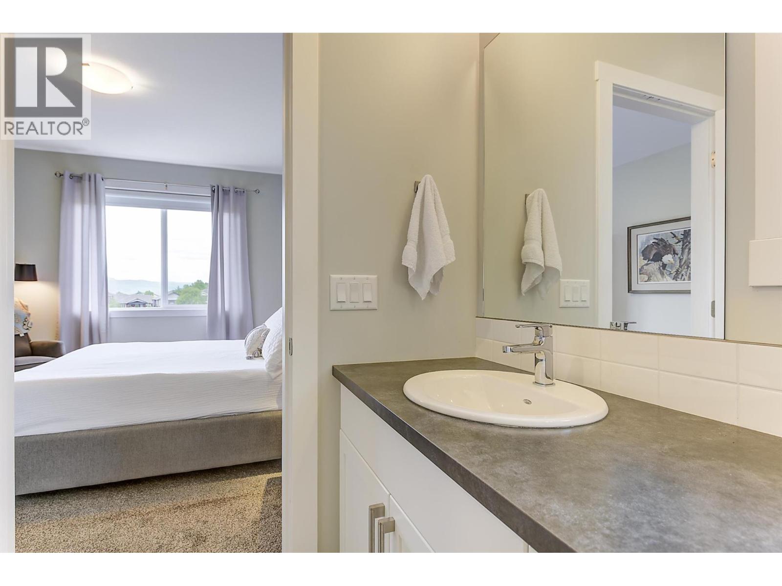 1504 Tower Ranch Drive, Kelowna, British Columbia  V1P 1T8 - Photo 29 - 10389694