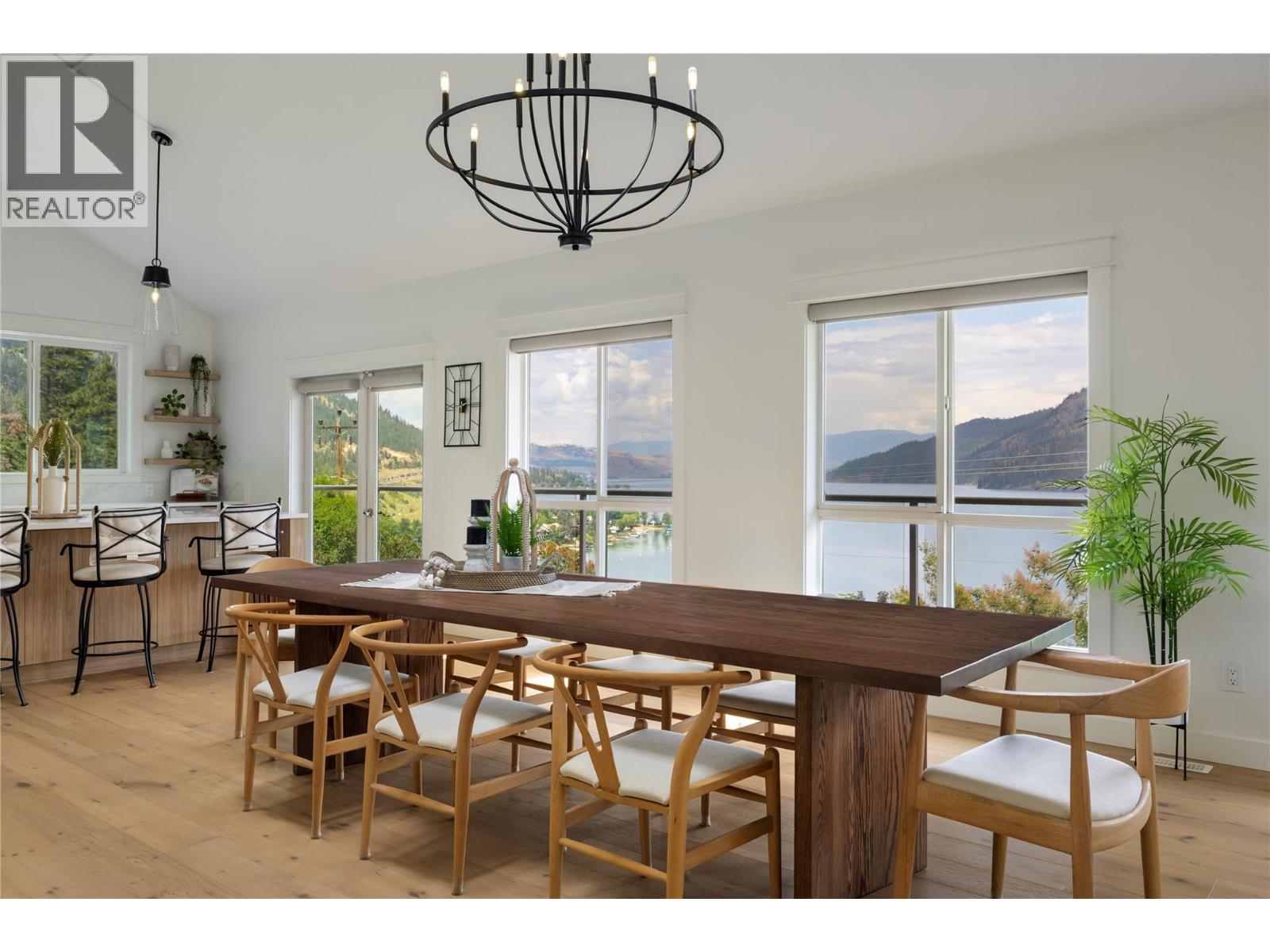 16904 Gatzke Road, Lake Country, British Columbia  V4V 2J1 - Photo 2 - 10390344
