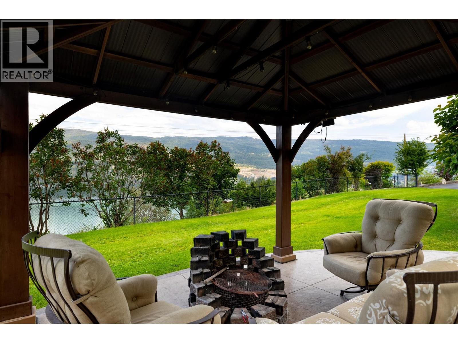 16904 Gatzke Road, Lake Country, British Columbia  V4V 2J1 - Photo 47 - 10390344