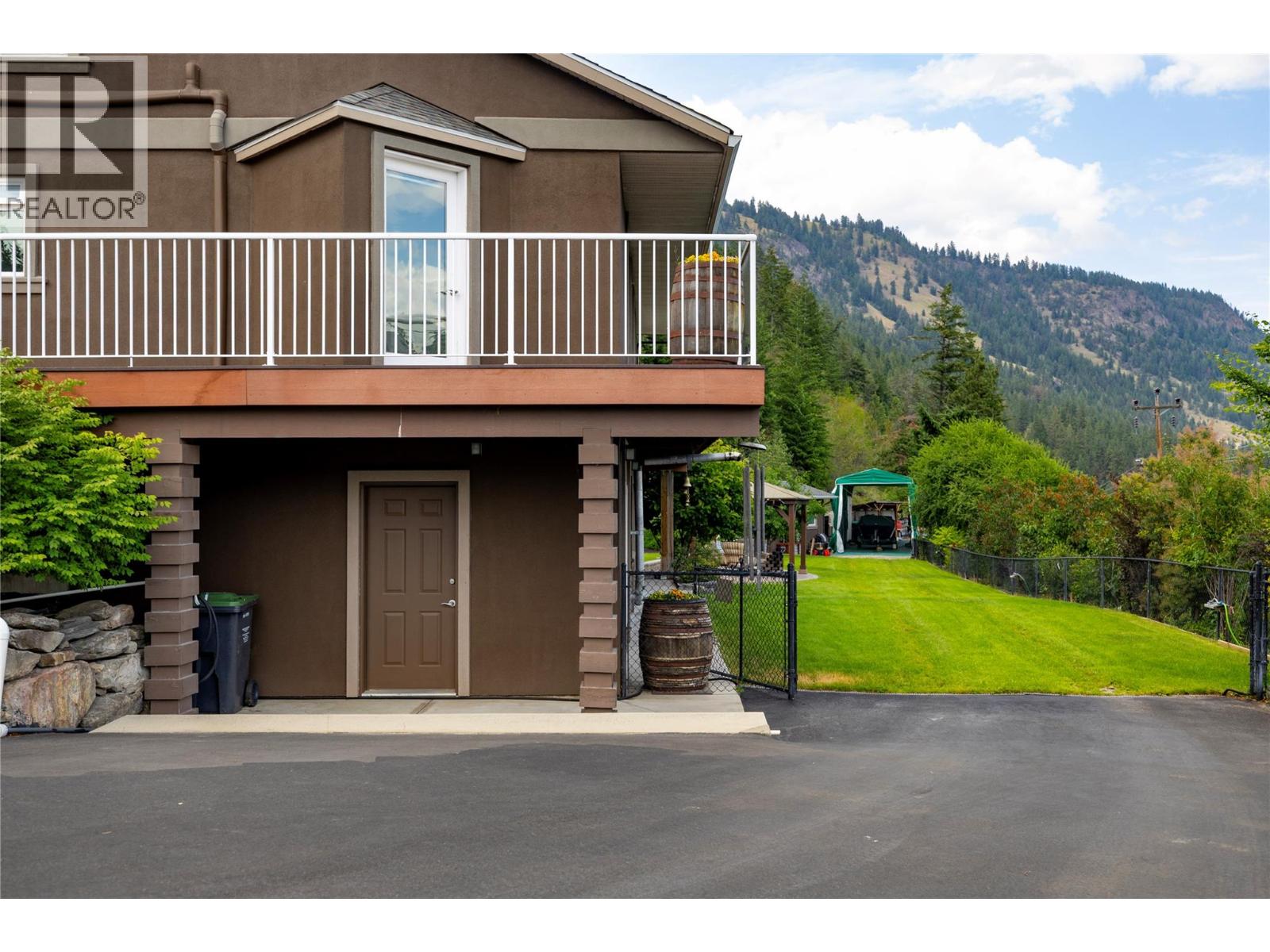 16904 Gatzke Road, Lake Country, British Columbia  V4V 2J1 - Photo 74 - 10390344