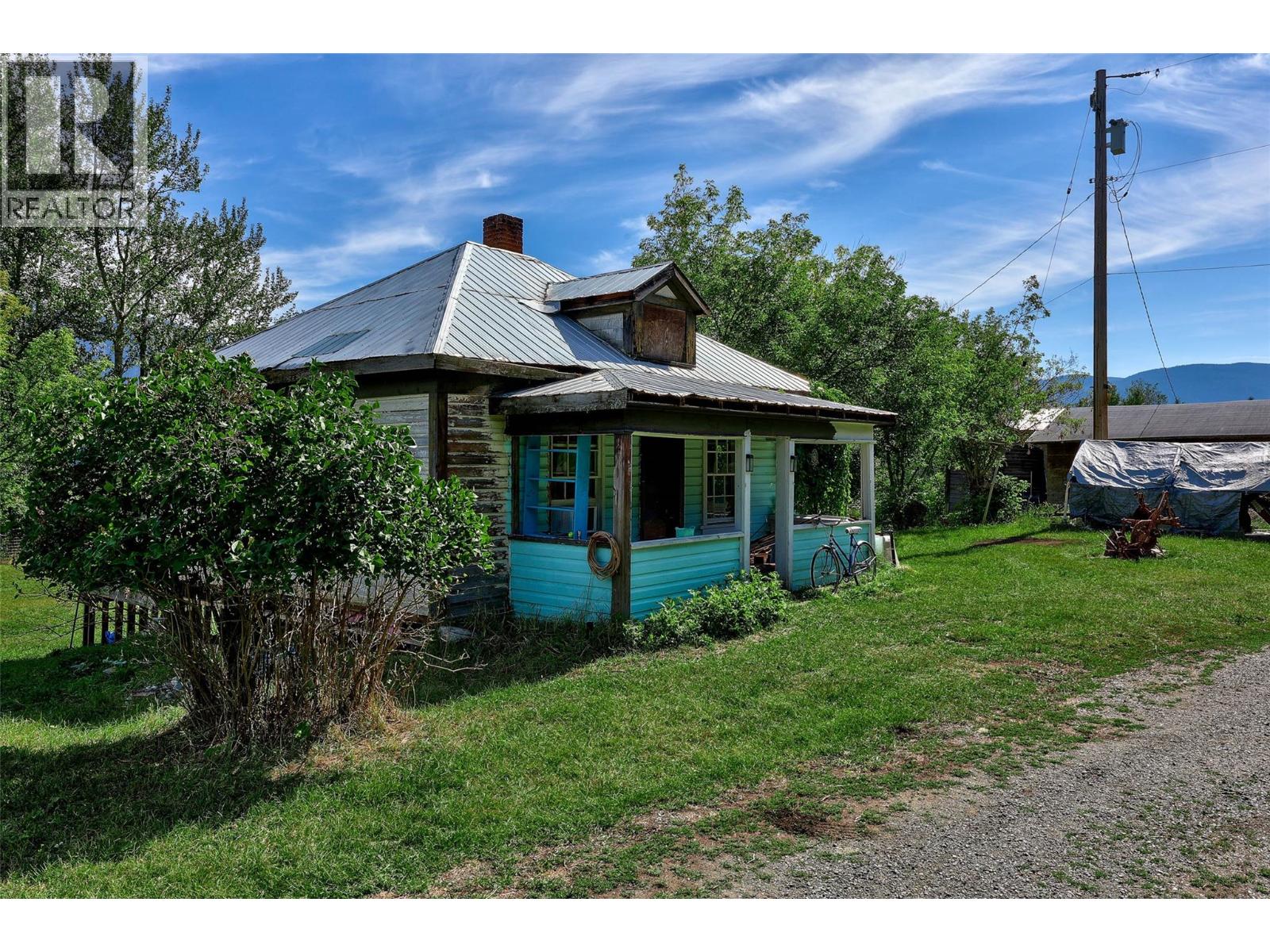 8572 Yellowhead Highway S, Little Fort, British Columbia  V0E 2C0 - Photo 25 - 10390133