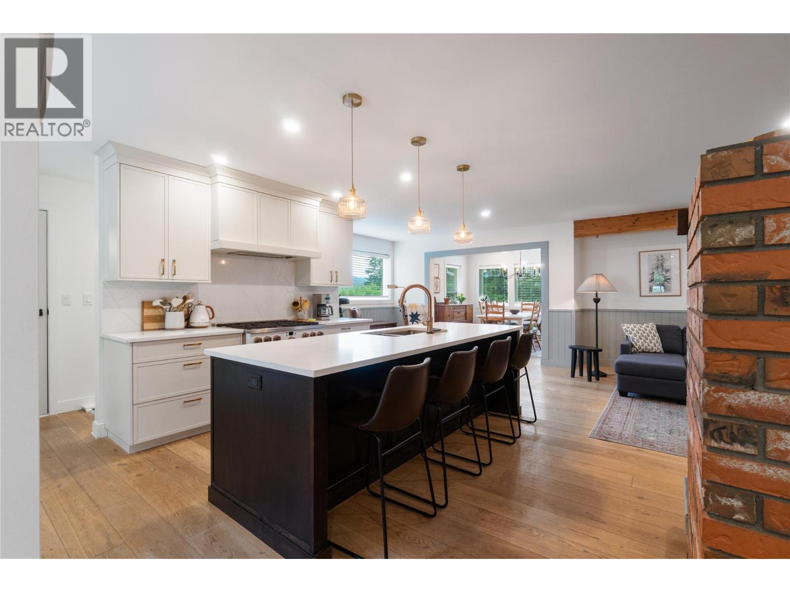 5851 20 Avenue Ne, Salmon Arm, British Columbia  V1E 1Y4 - Photo 11 - 10389837
