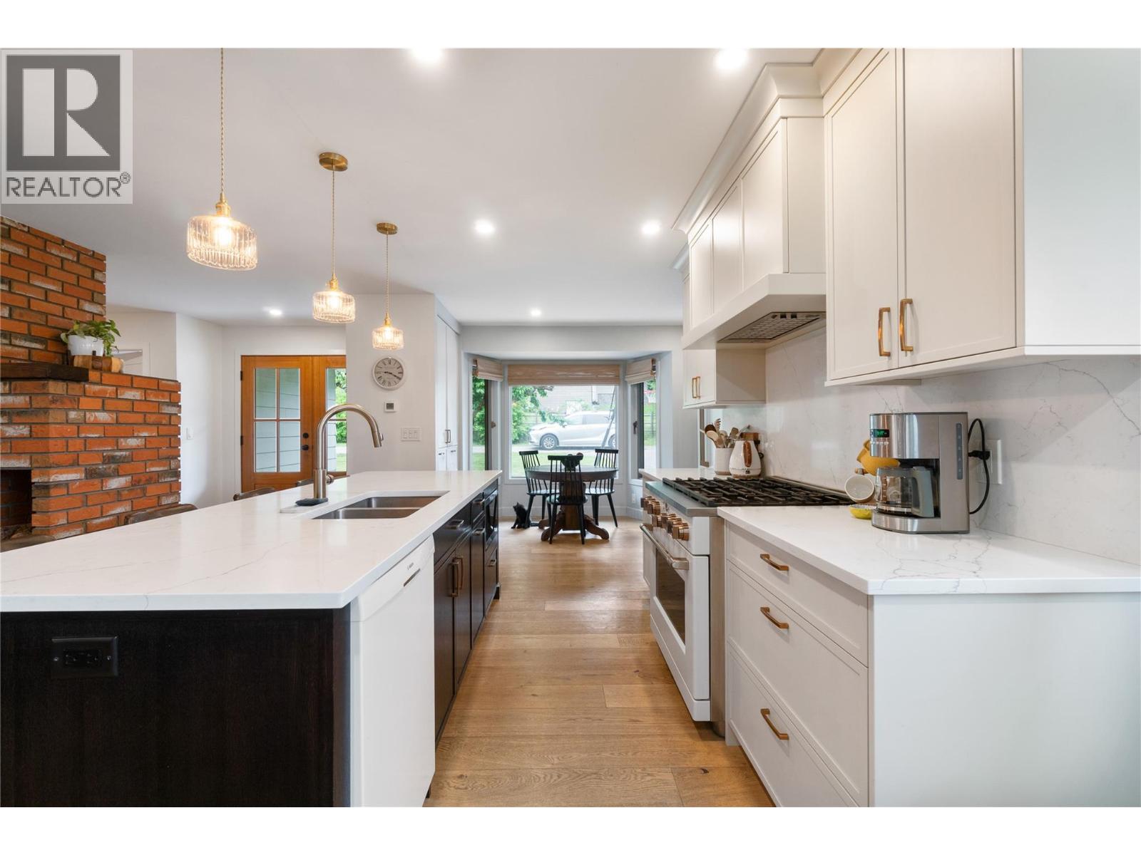 5851 20 Avenue Ne, Salmon Arm, British Columbia  V1E 1Y4 - Photo 8 - 10389837