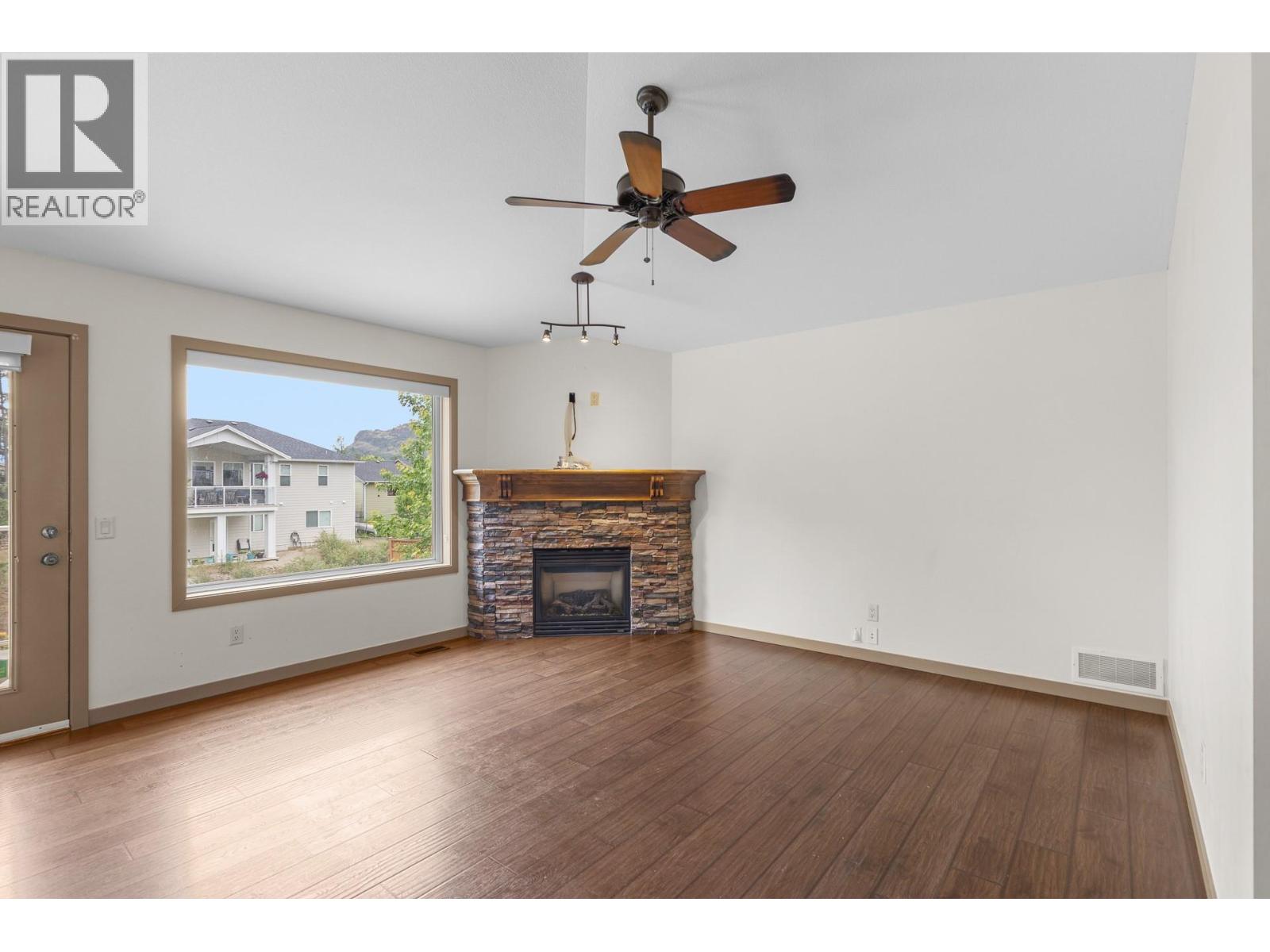 1939 Rosealee Lane, West Kelowna, British Columbia  V1Z 4A8 - Photo 11 - 10389748