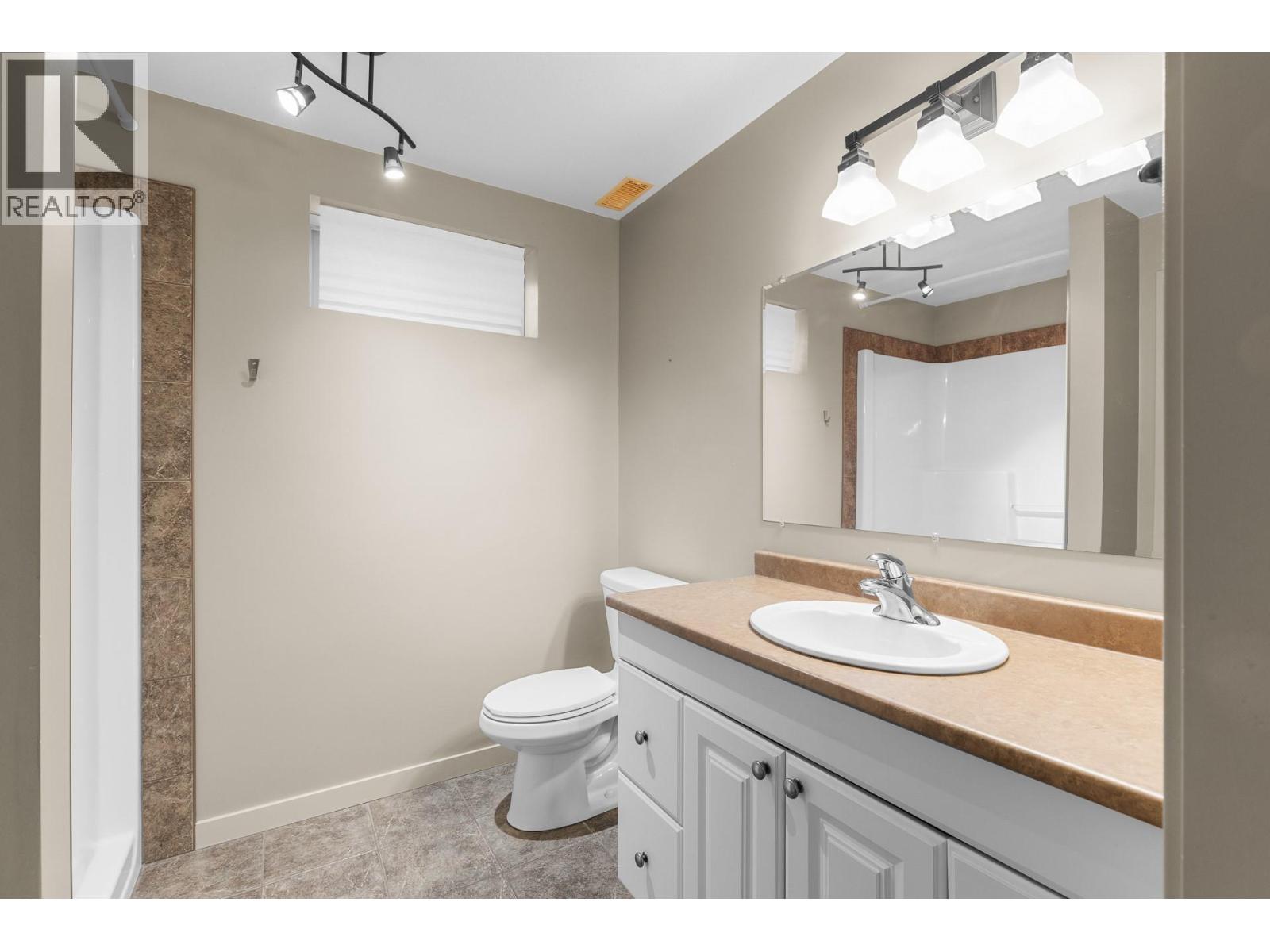 1939 Rosealee Lane, West Kelowna, British Columbia  V1Z 4A8 - Photo 46 - 10389748