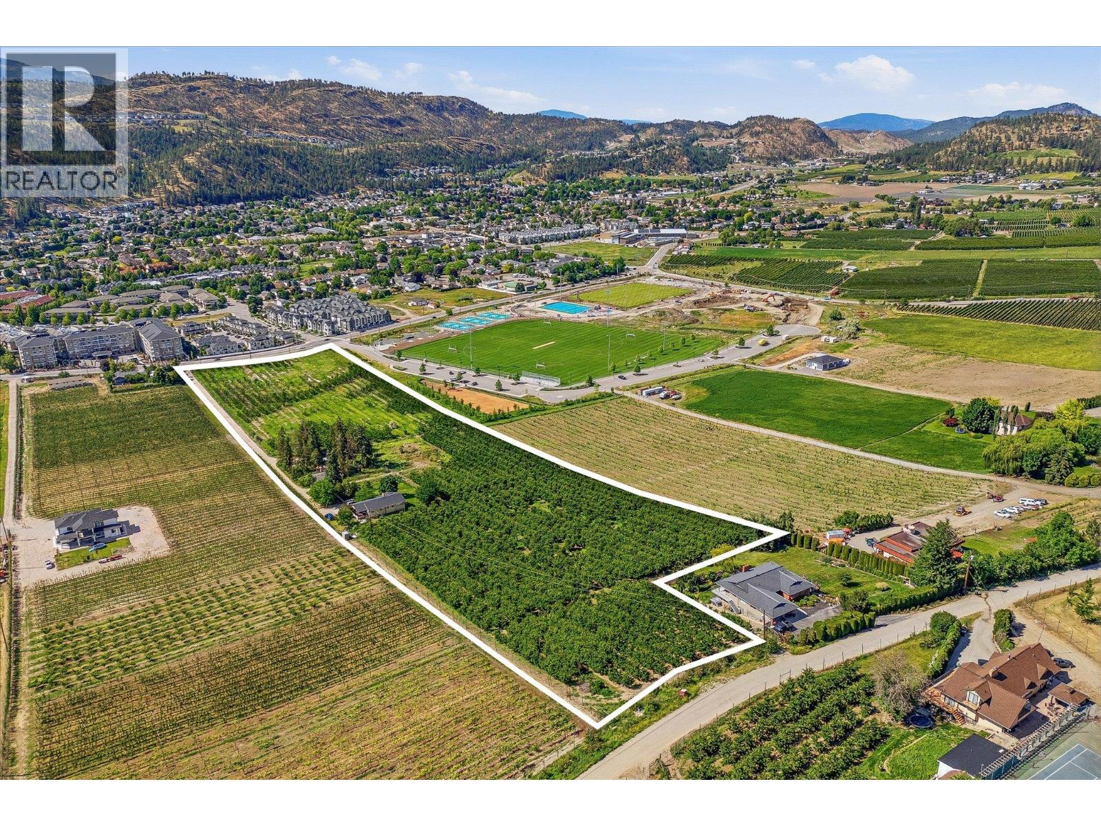 319 Valley Road, Kelowna, British Columbia  V1W 4C5 - Photo 1 - 10390338