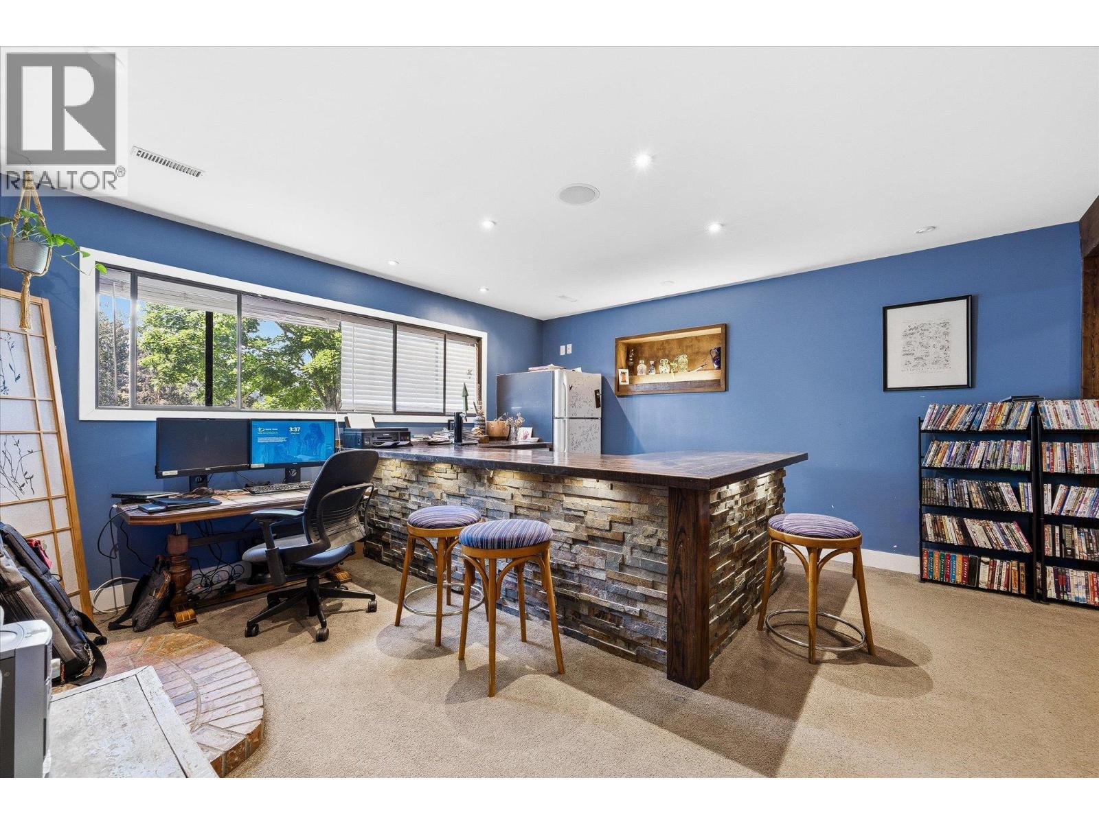 319 Valley Road, Kelowna, British Columbia  V1W 4C5 - Photo 43 - 10390338