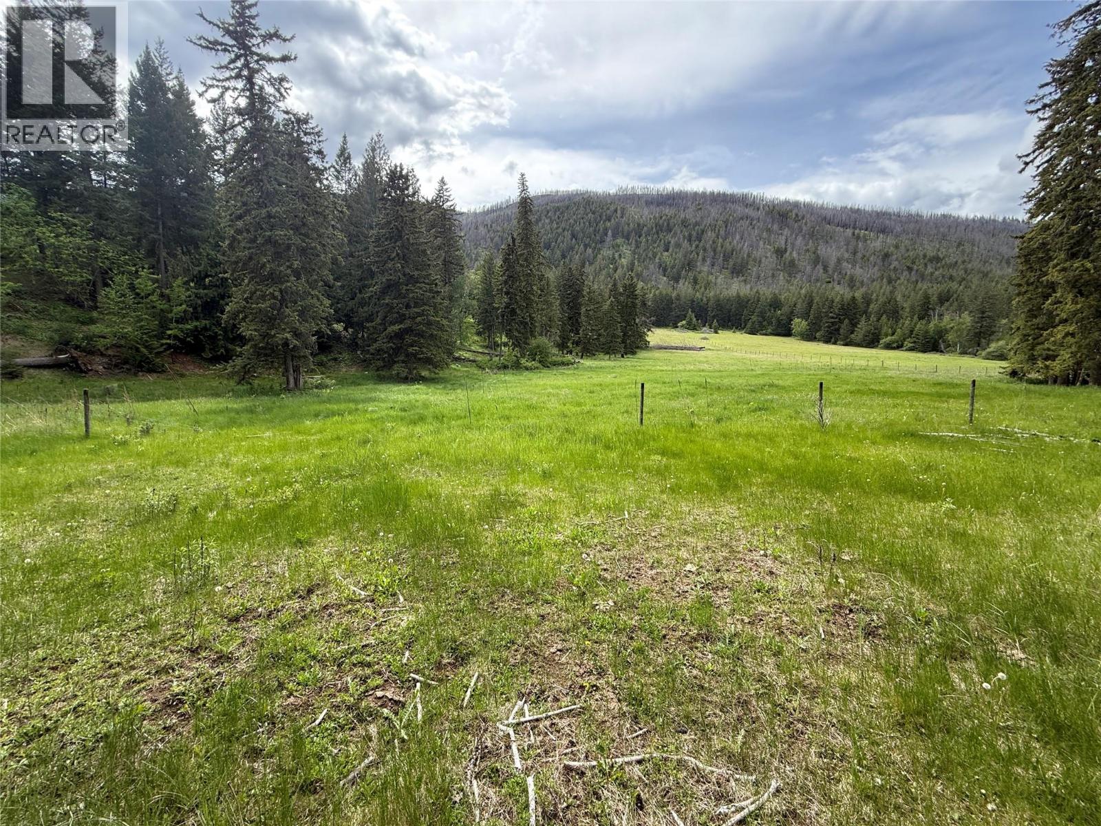 306 Irish Creek Road S, Vernon, British Columbia  V1H 2A4 - Photo 20 - 10390114
