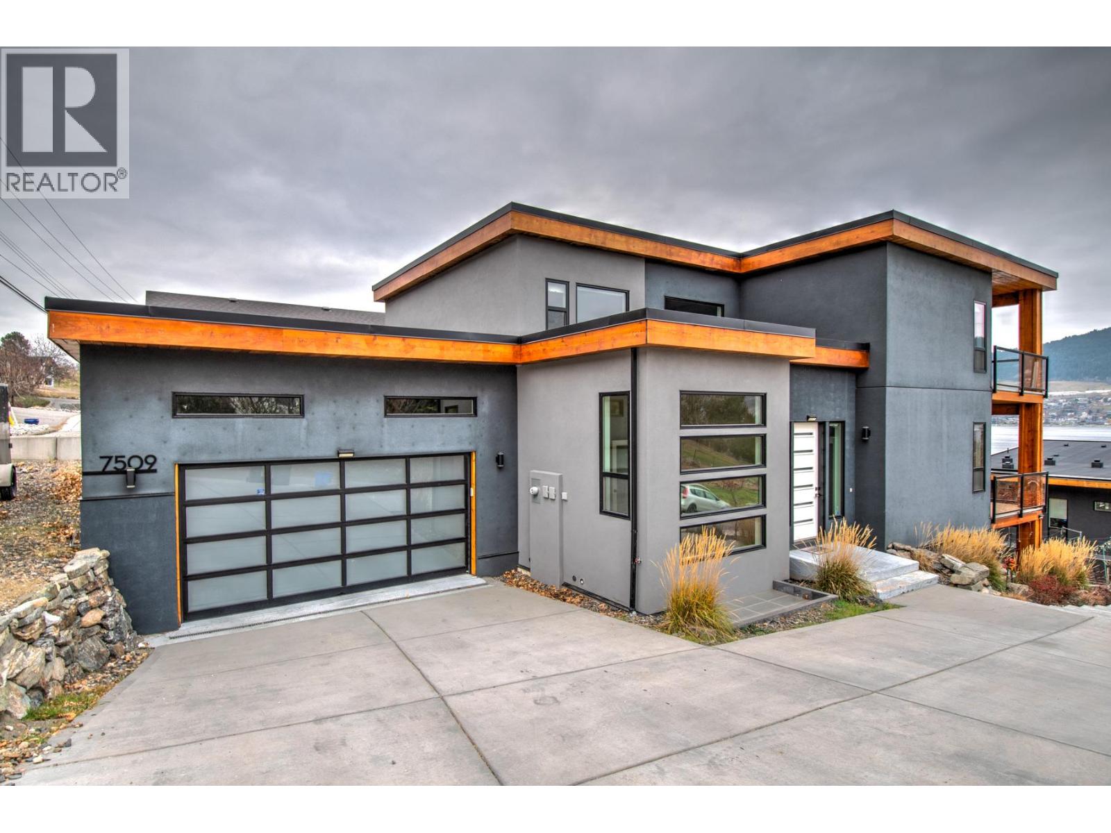 7509 Kennedy Lane, Vernon, British Columbia  V1H 1C4 - Photo 1 - 10390365