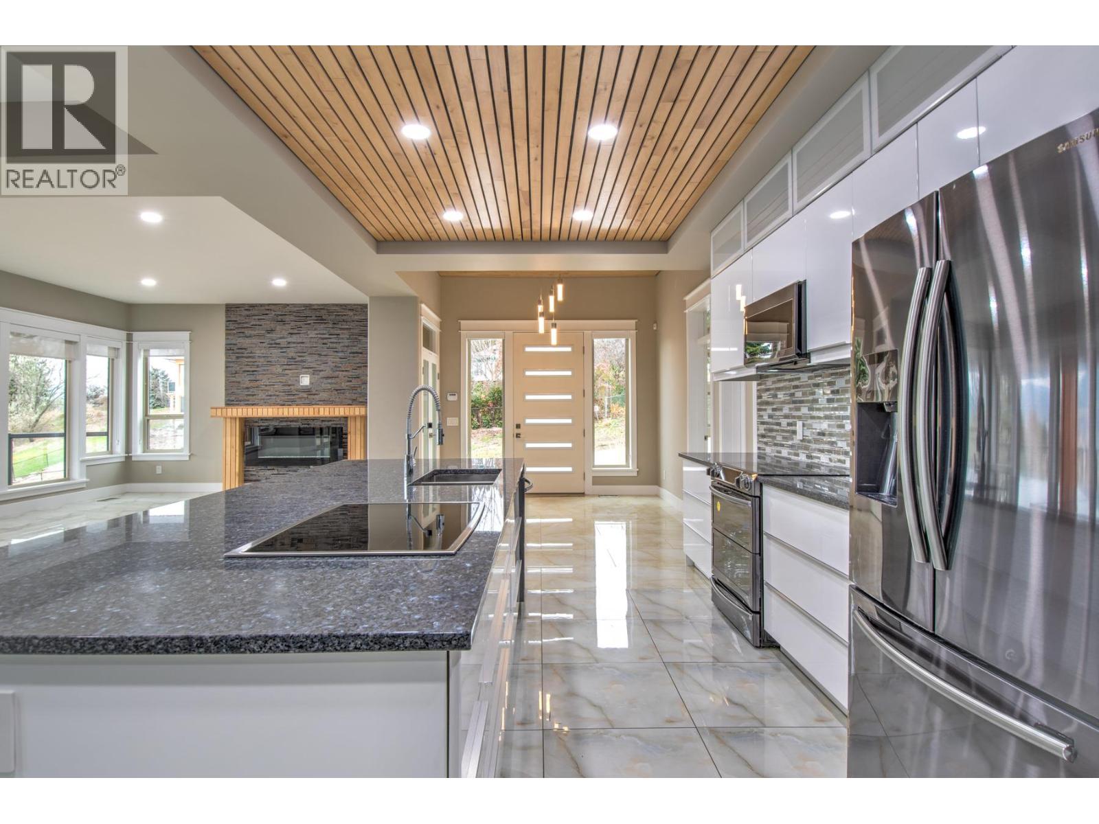 7509 Kennedy Lane, Vernon, British Columbia  V1H 1C4 - Photo 10 - 10390365