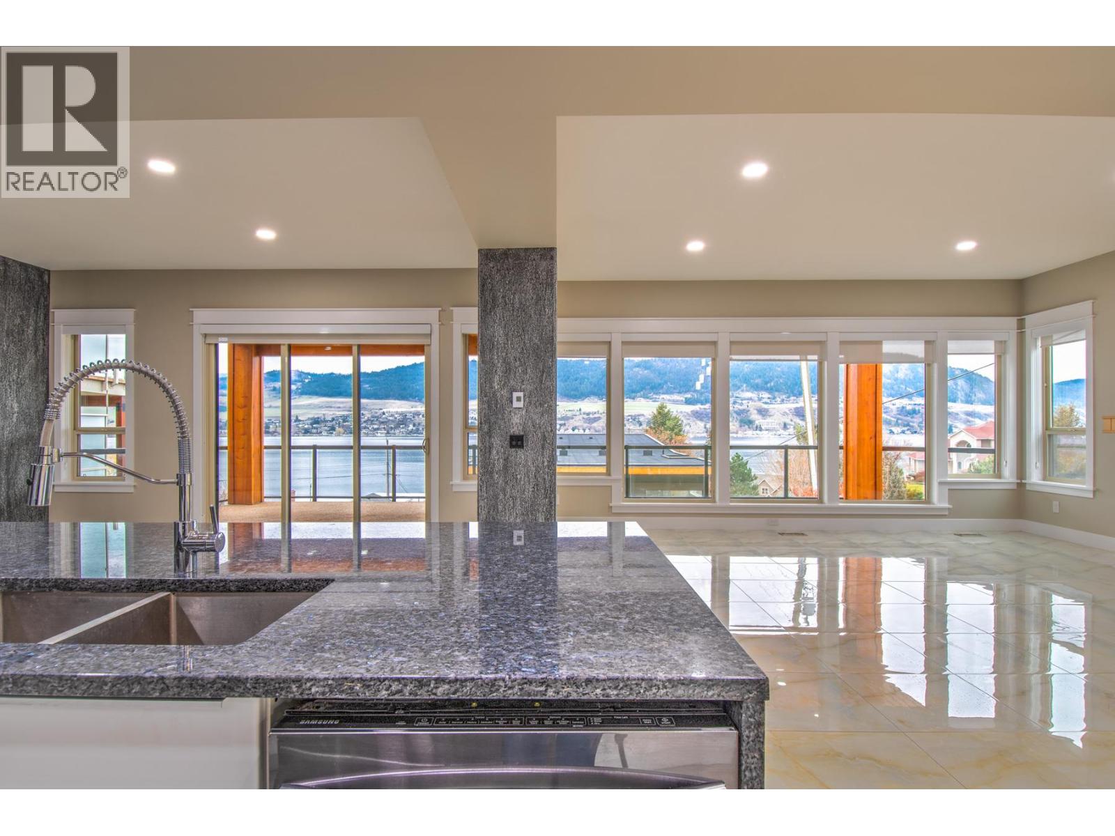 7509 Kennedy Lane, Vernon, British Columbia  V1H 1C4 - Photo 11 - 10390365