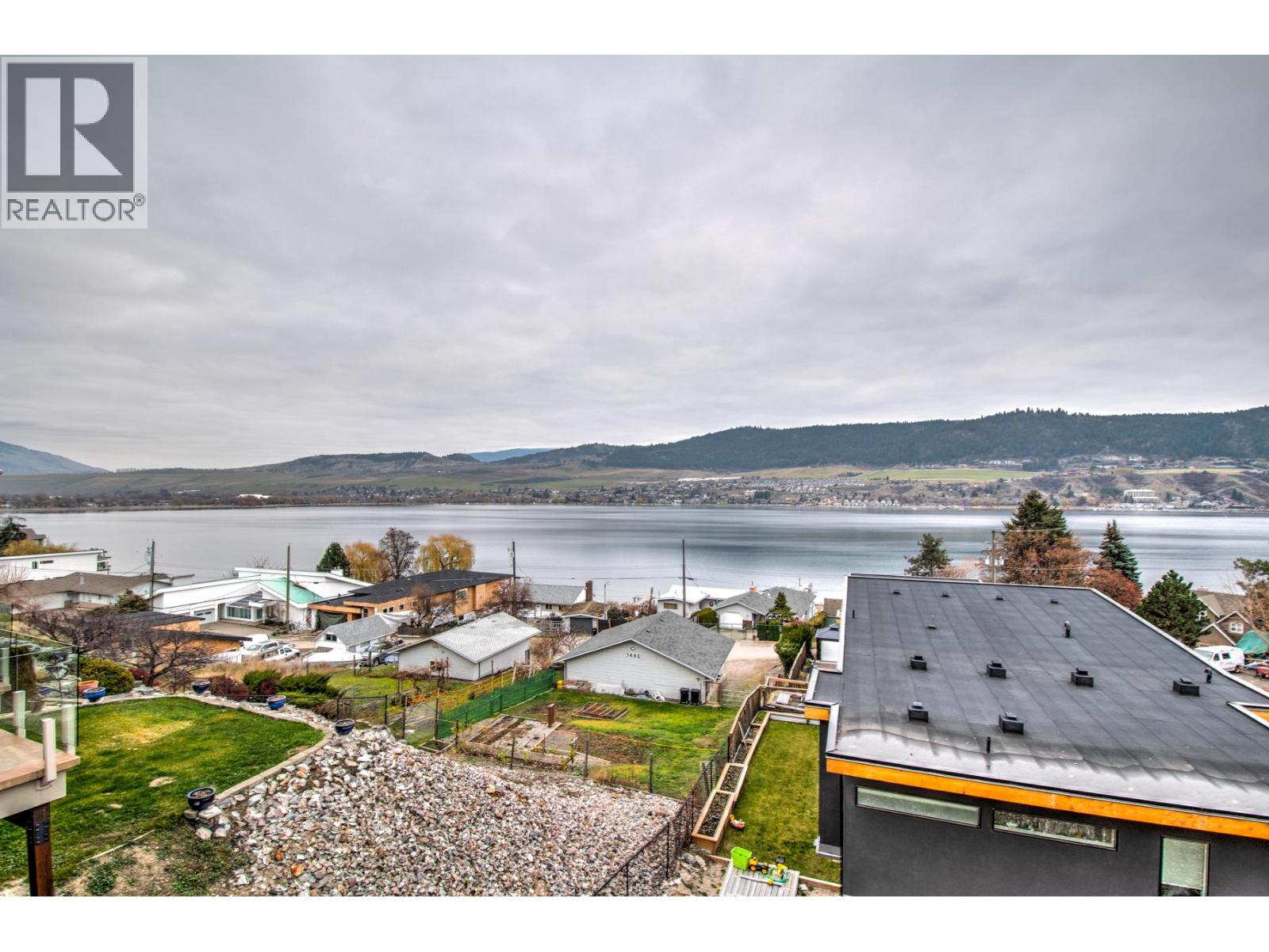 7509 Kennedy Lane, Vernon, British Columbia  V1H 1C4 - Photo 4 - 10390365