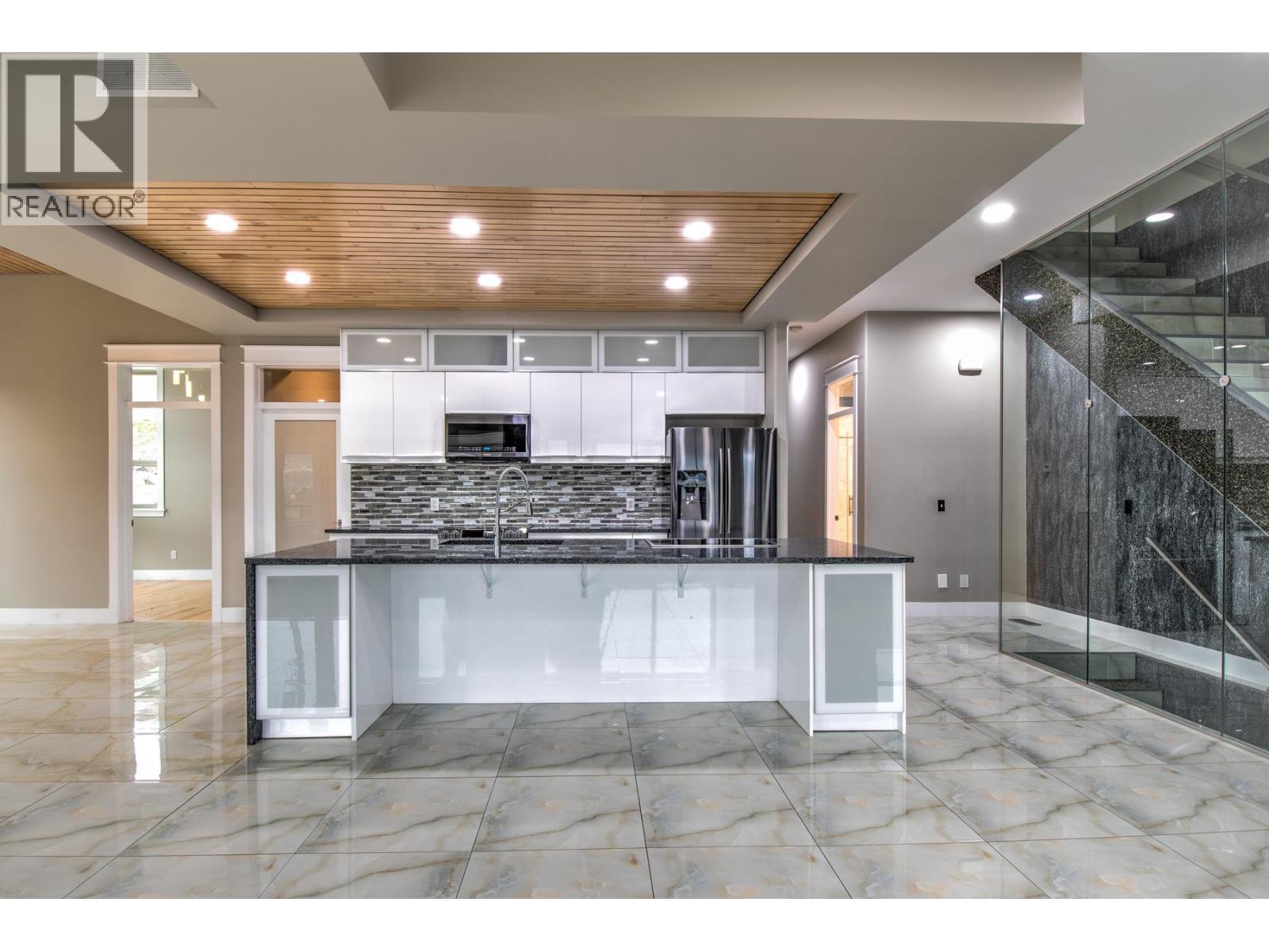 7509 Kennedy Lane, Vernon, British Columbia  V1H 1C4 - Photo 8 - 10390365