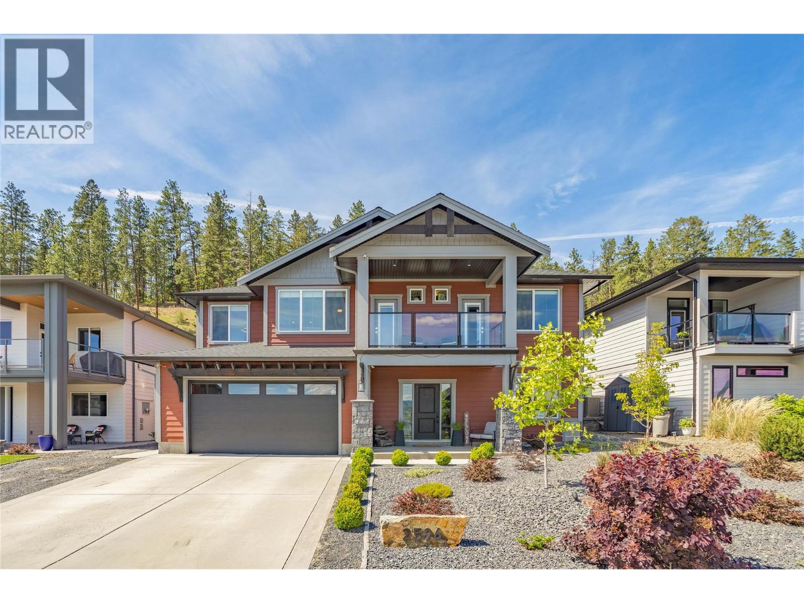 2596 Crown Crest Drive, West Kelowna, British Columbia  V4T 1L7 - Photo 2 - 10388917
