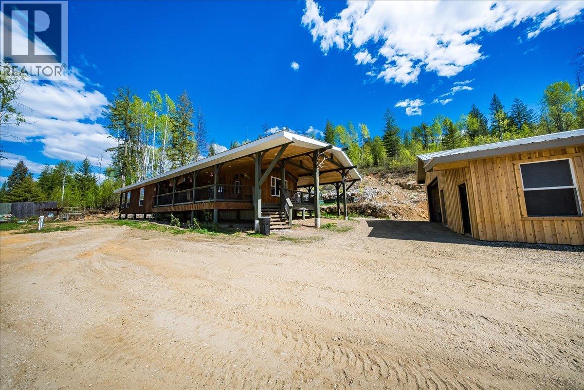 1232 Mcleod Road, Beaver Falls, British Columbia  V0G 1L1 - Photo 2 - 10385632