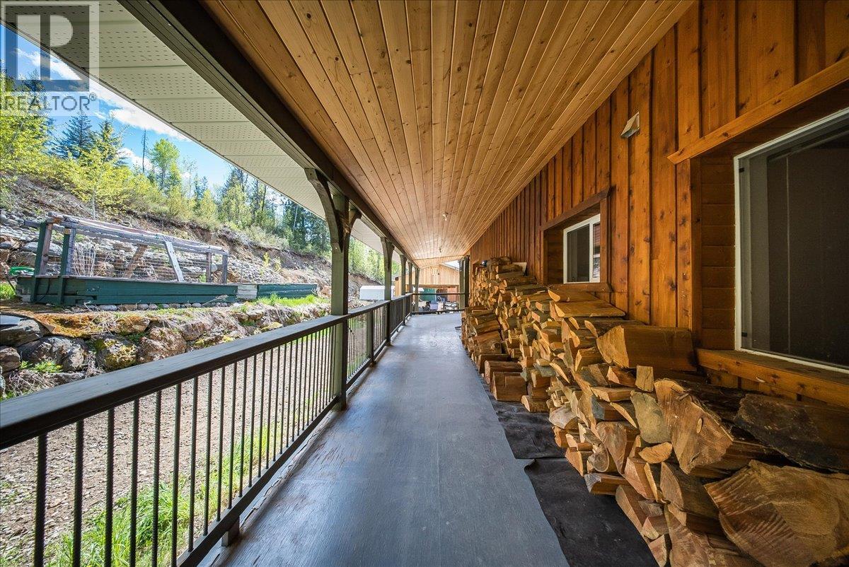 1232 Mcleod Road, Beaver Falls, British Columbia  V0G 1L1 - Photo 34 - 10385632