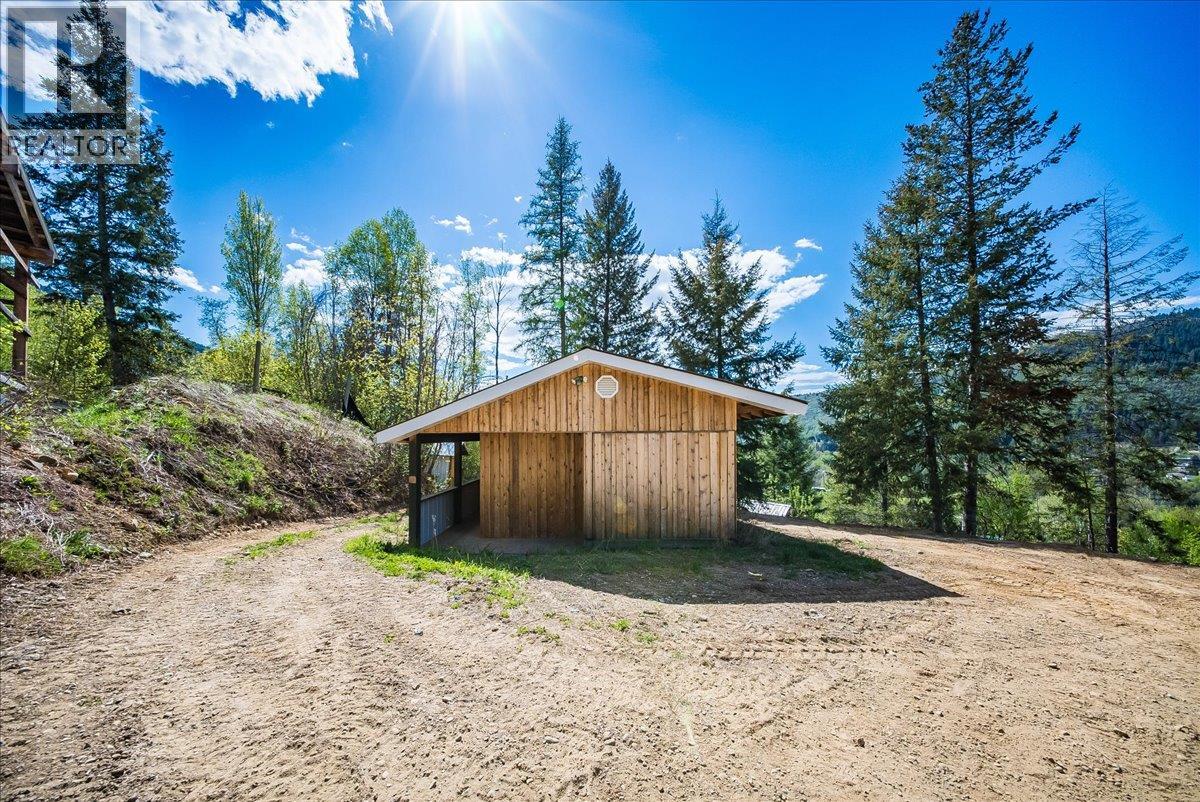 1232 Mcleod Road, Beaver Falls, British Columbia  V0G 1L1 - Photo 36 - 10385632