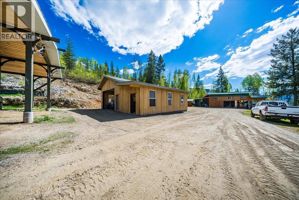 1232 Mcleod Road, Beaver Falls, British Columbia  V0G 1L1 - Photo 44 - 10385632