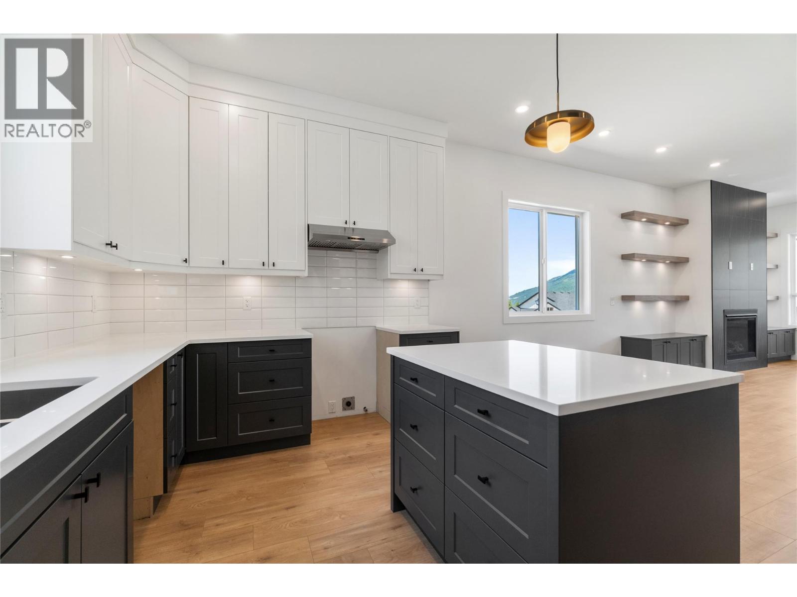 6821 42 Street Ne, Salmon Arm, British Columbia  V0E 1K0 - Photo 6 - 10389739
