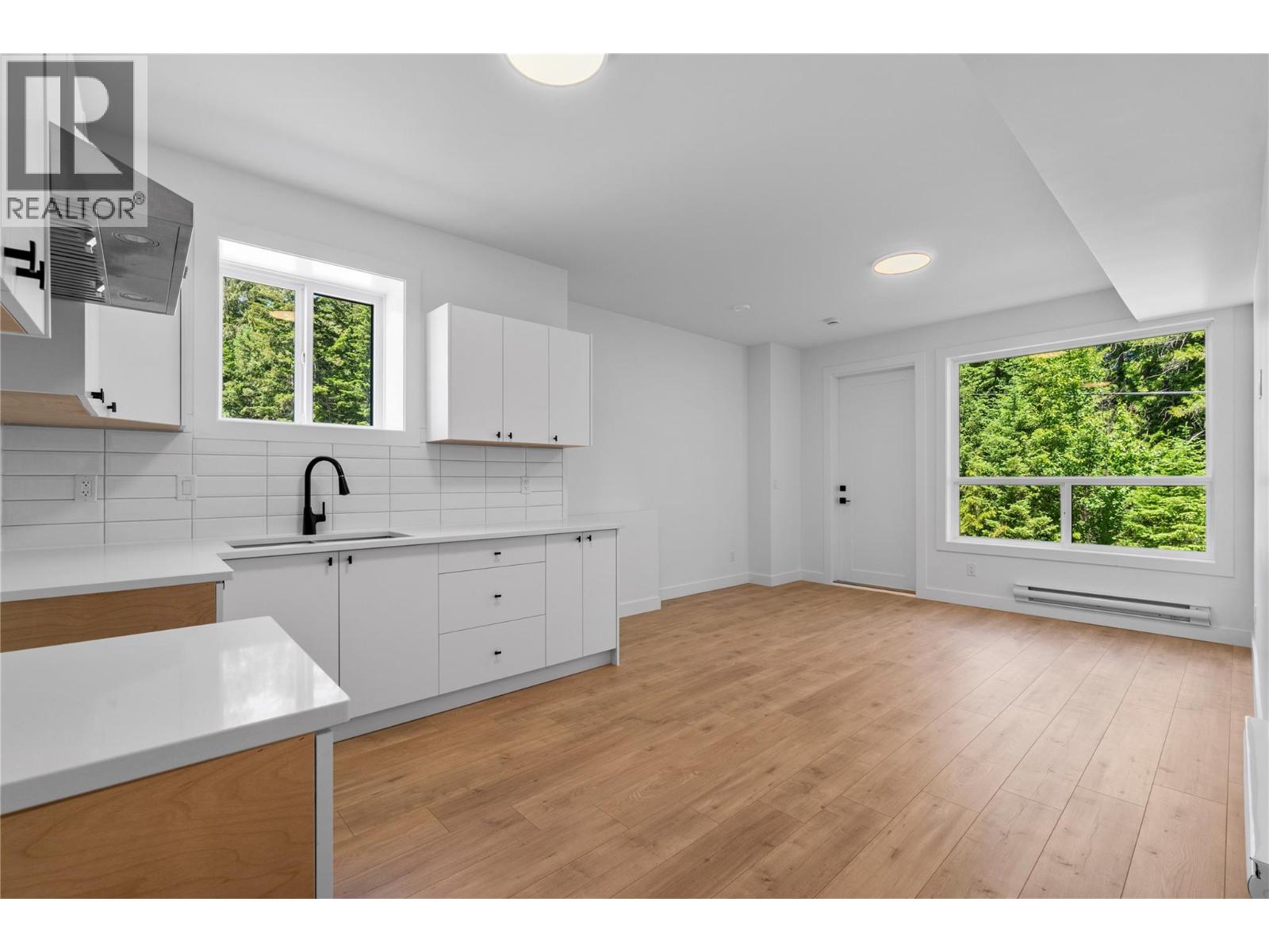 4221 69 Avenue Ne, Salmon Arm, British Columbia  V0E 1K0 - Photo 41 - 10389711