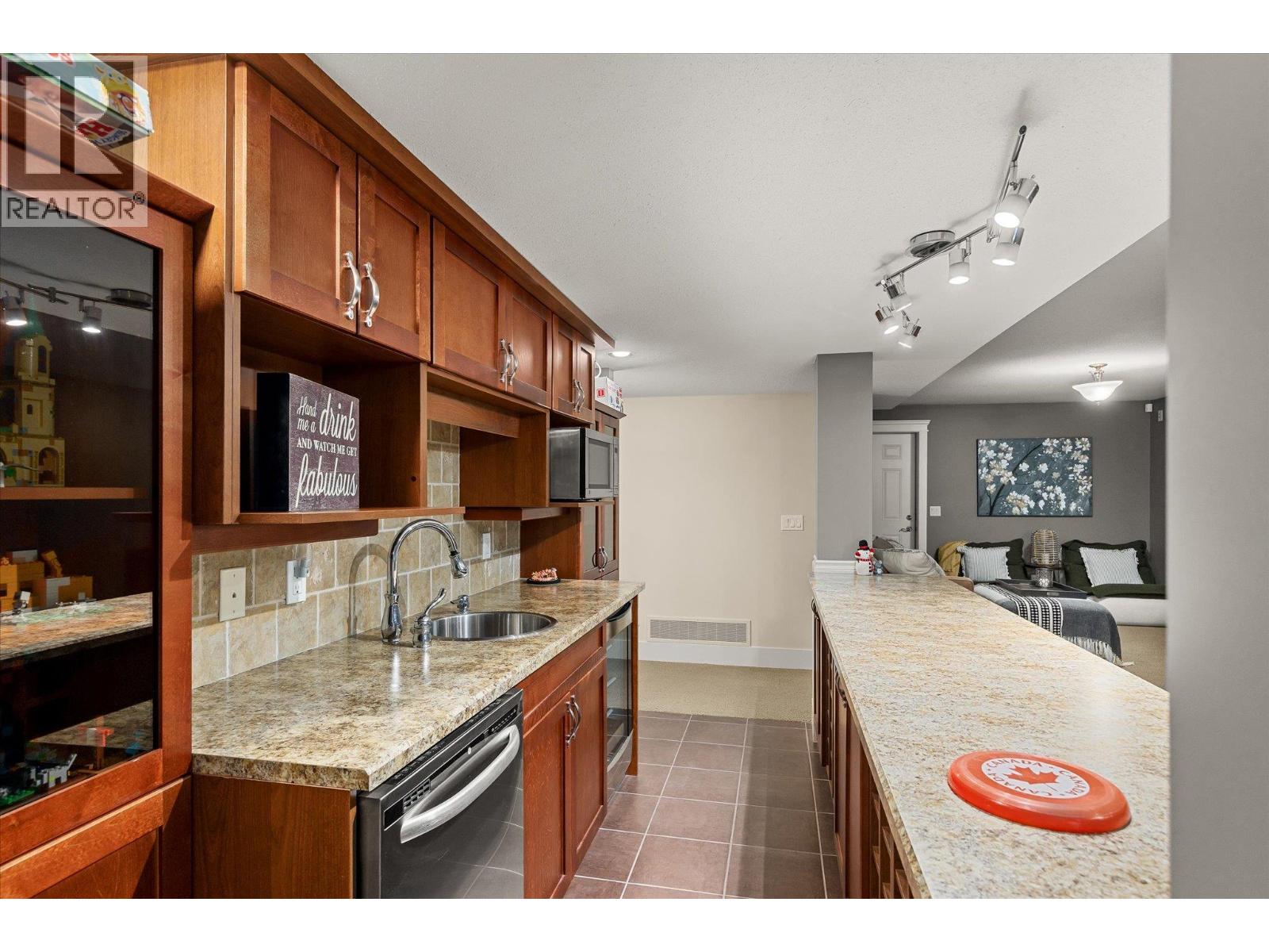 649 Quarry Avenue, Kelowna, British Columbia  V1W 5E2 - Photo 39 - 10389504