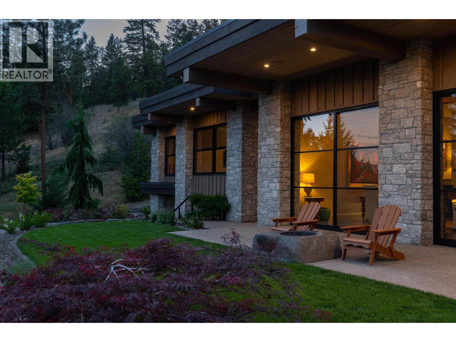 26 Commonage Road, Vernon, British Columbia  V1H 1G4 - Photo 4 - 10390300