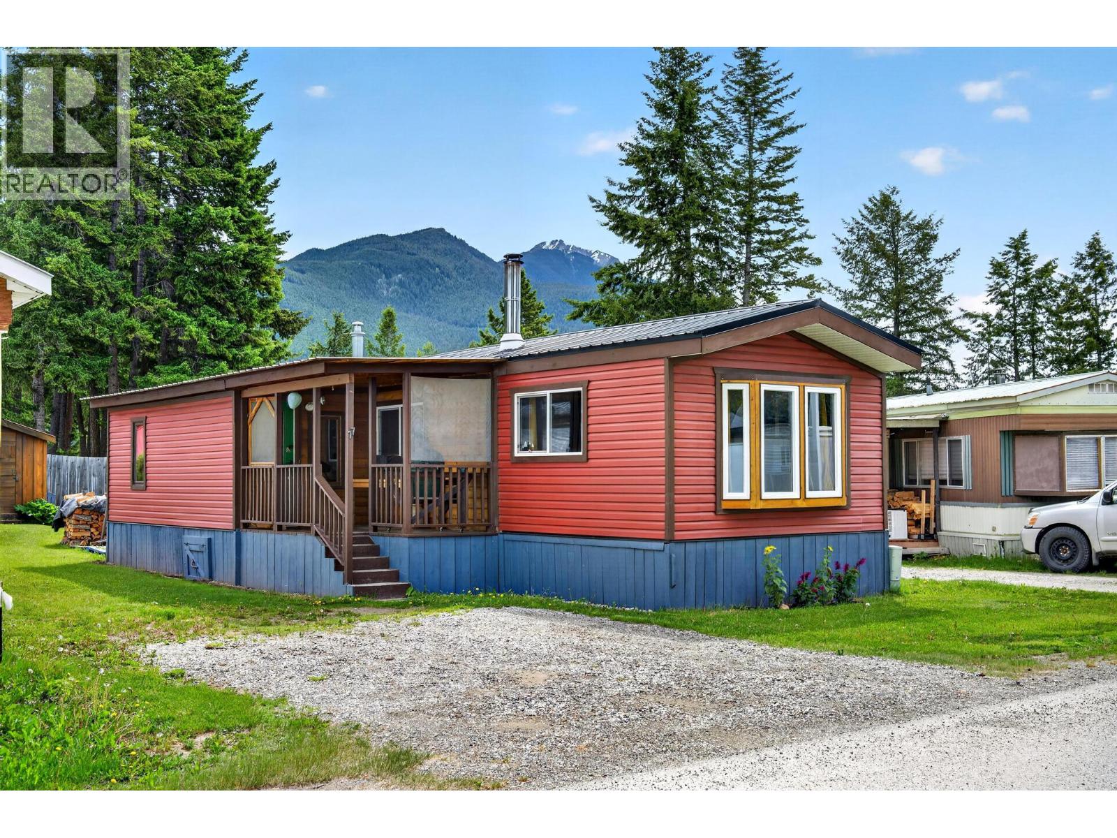 1422 Golden View Road Unit# 17, Golden, British Columbia  V0A 1H1 - Photo 2 - 10390276