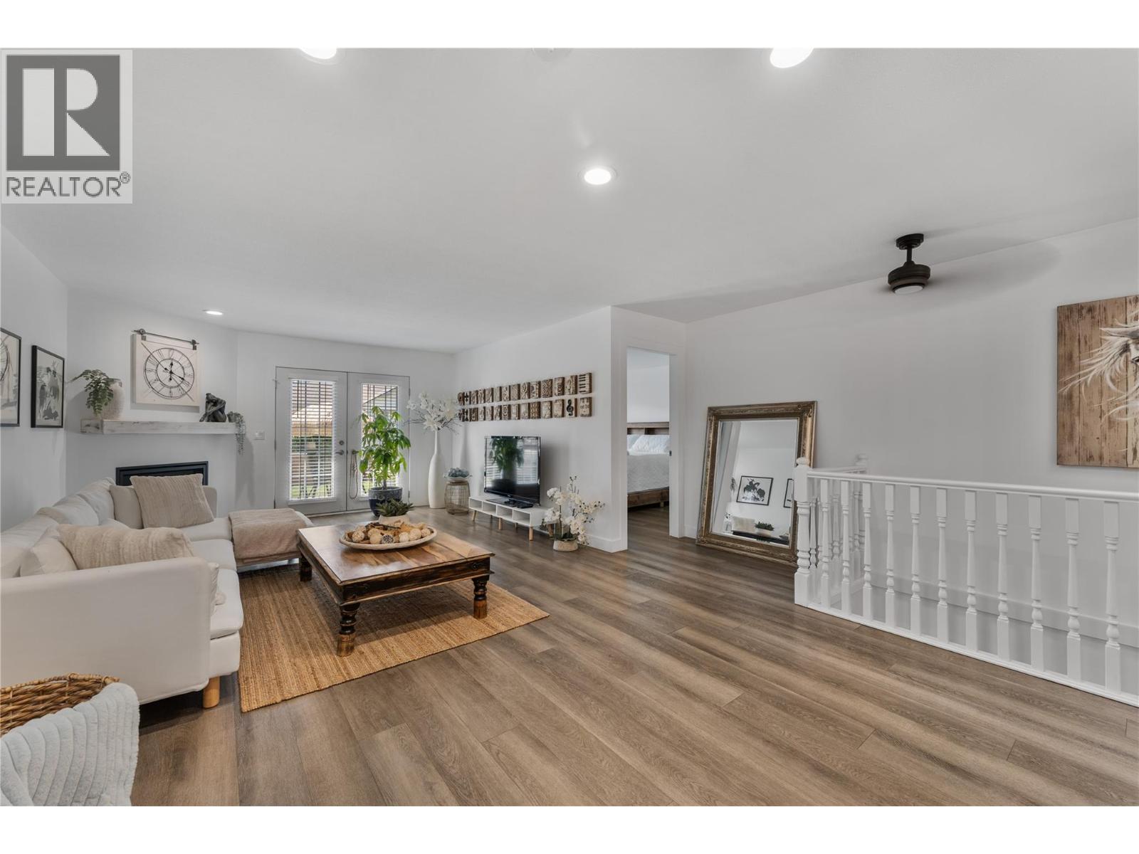 1874 Parkview Crescent Unit# 3, Kelowna, British Columbia  V1X 7G6 - Photo 3 - 10390331