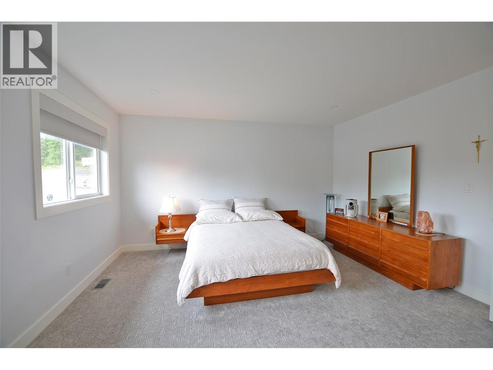 2744 Cedar Ridge Street, Lumby, British Columbia  V0E 2G5 - Photo 32 - 10390257