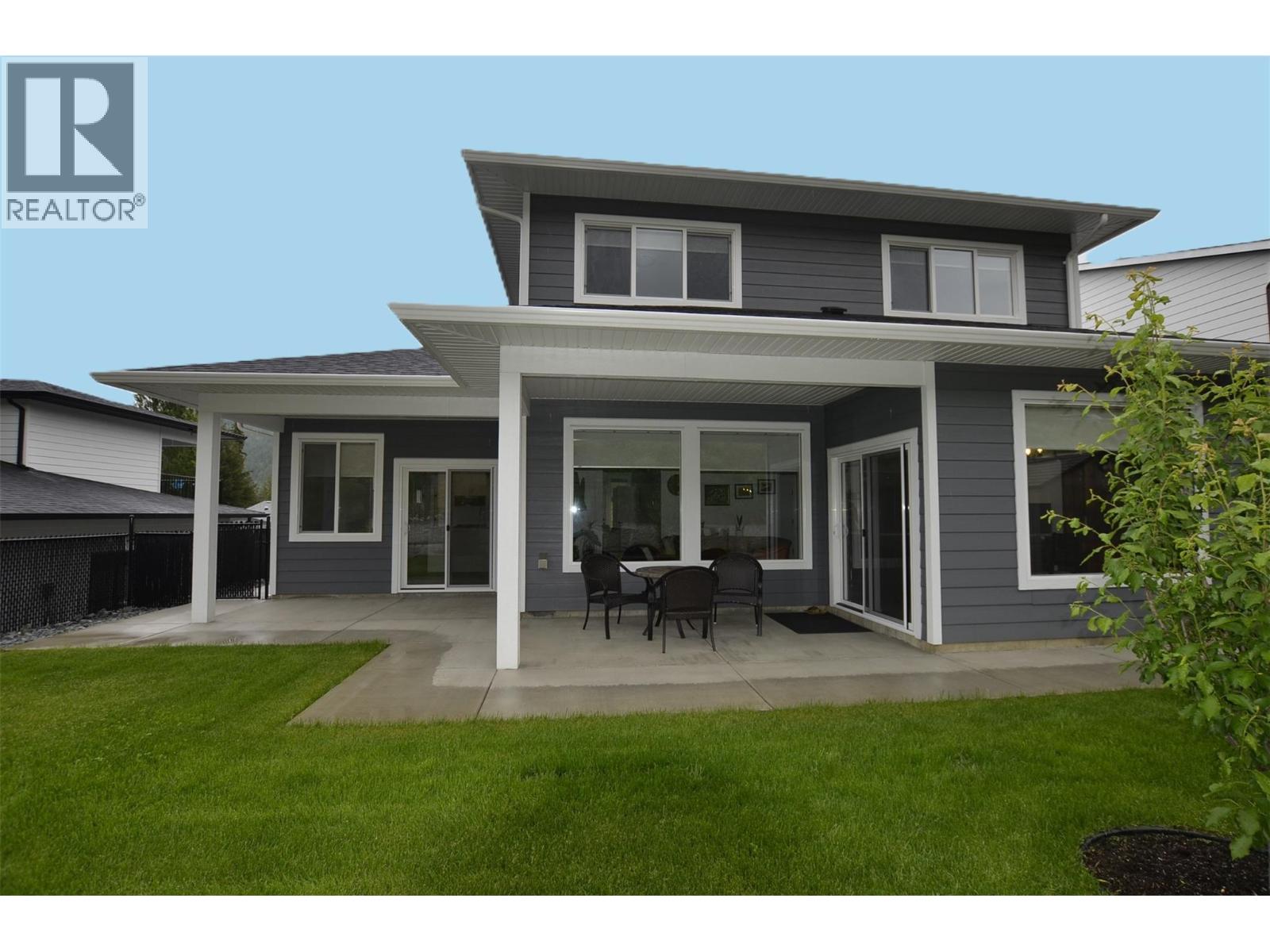 2744 Cedar Ridge Street, Lumby, British Columbia  V0E 2G5 - Photo 53 - 10390257
