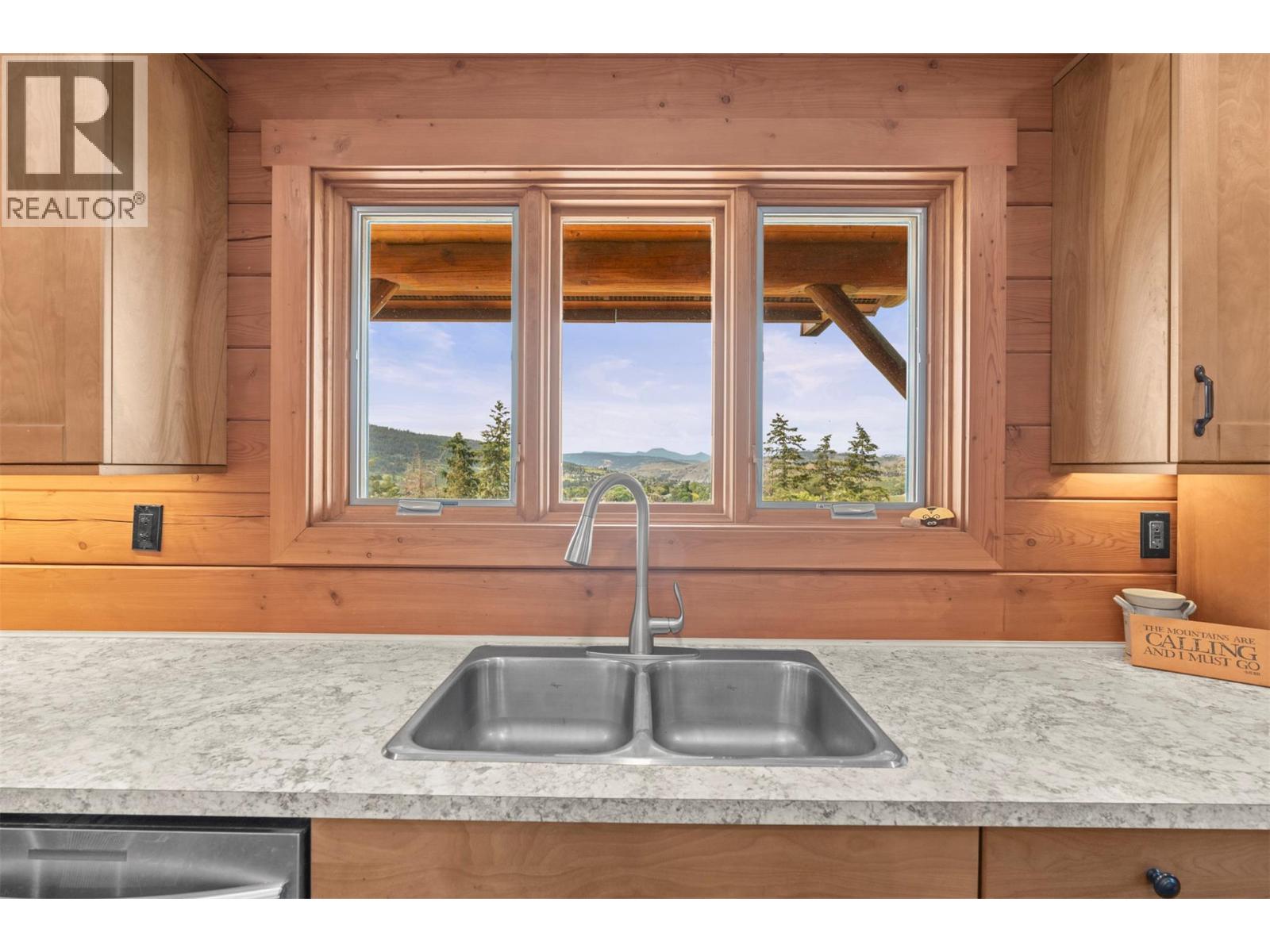 9371 6 Highway, Coldstream, British Columbia  V1B 3B5 - Photo 20 - 10390055