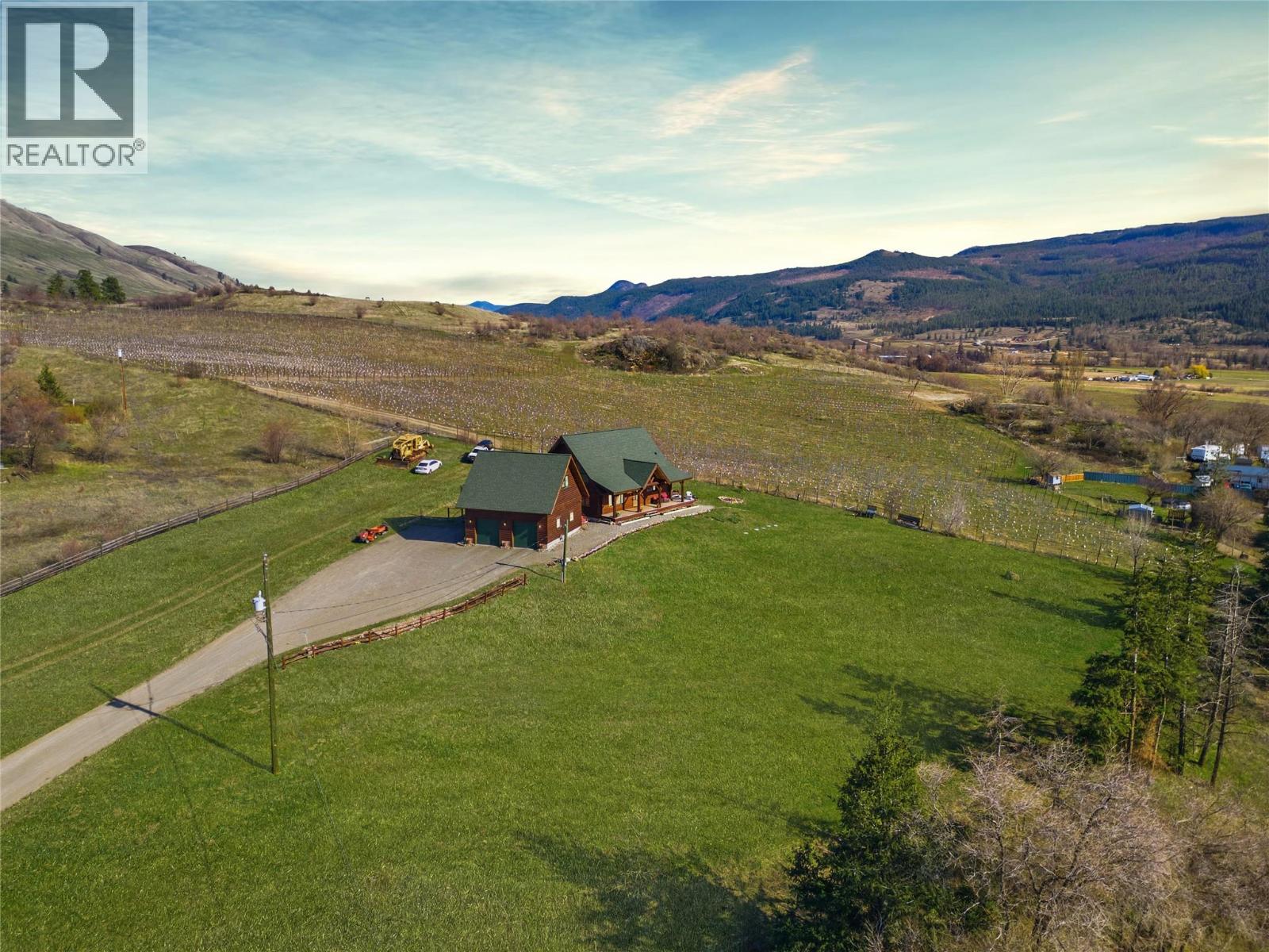 9371 6 Highway, Coldstream, British Columbia  V1B 3B5 - Photo 3 - 10390055
