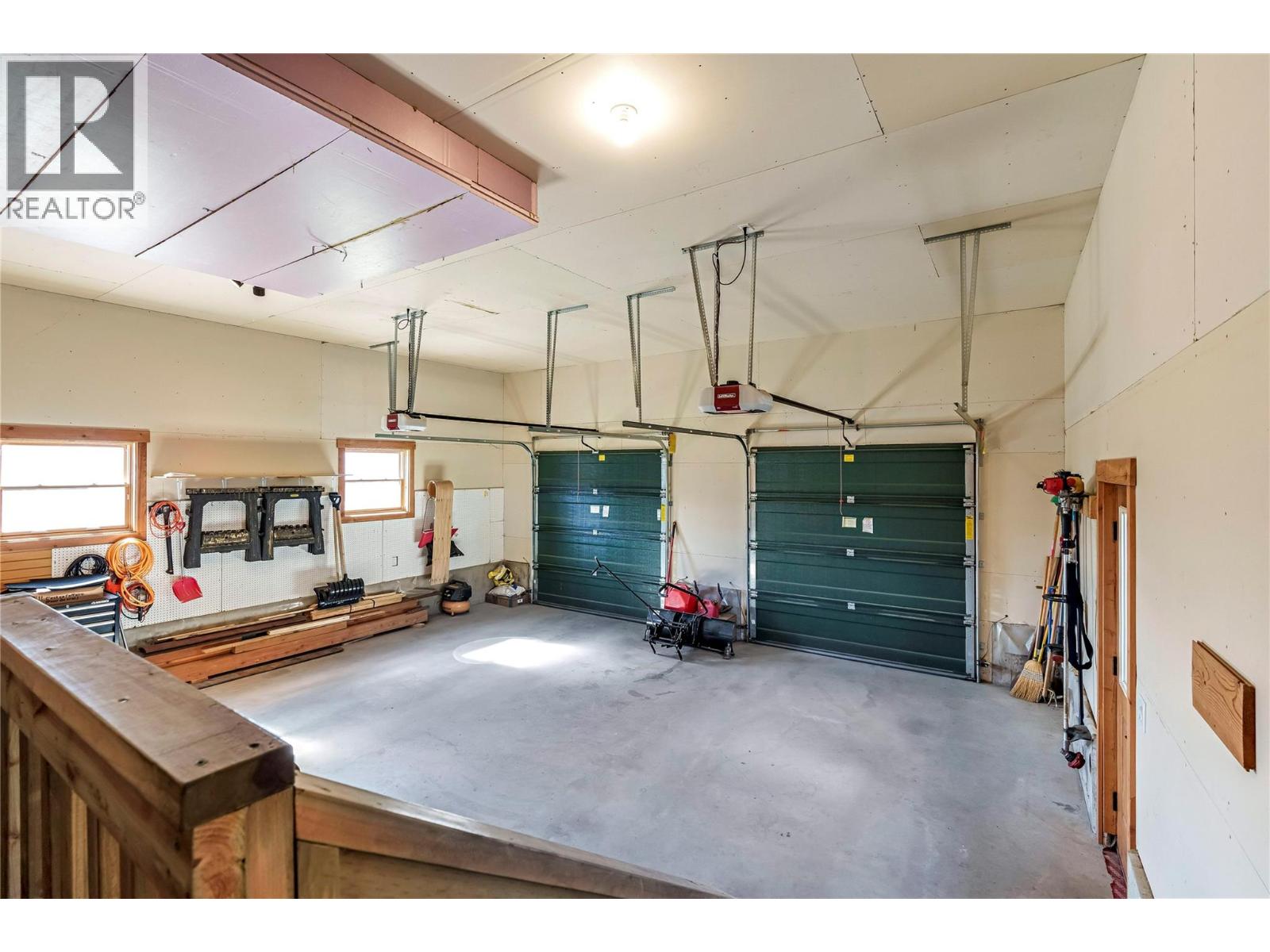 9371 6 Highway, Coldstream, British Columbia  V1B 3B5 - Photo 56 - 10390055