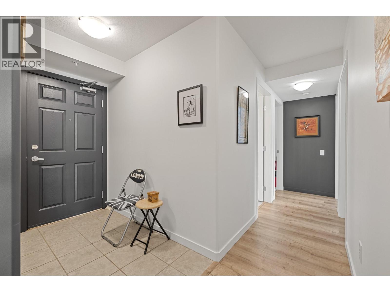 686 Lequime Road Unit# 204, Kelowna, British Columbia  V1W 1A4 - Photo 3 - 10390024