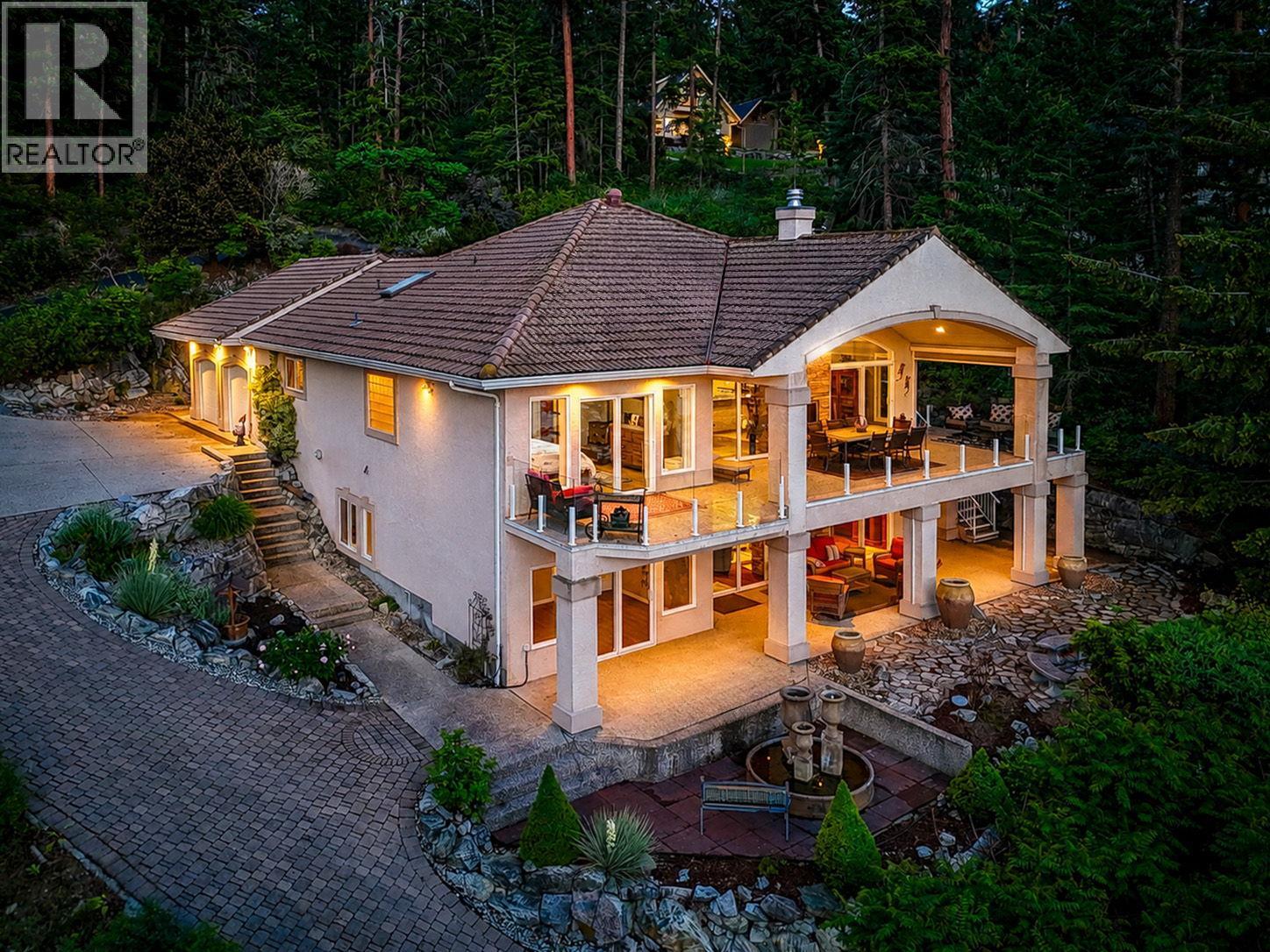 6650 Finch Road, Lake Country, British Columbia  V4V 1M9 - Photo 1 - 10388282