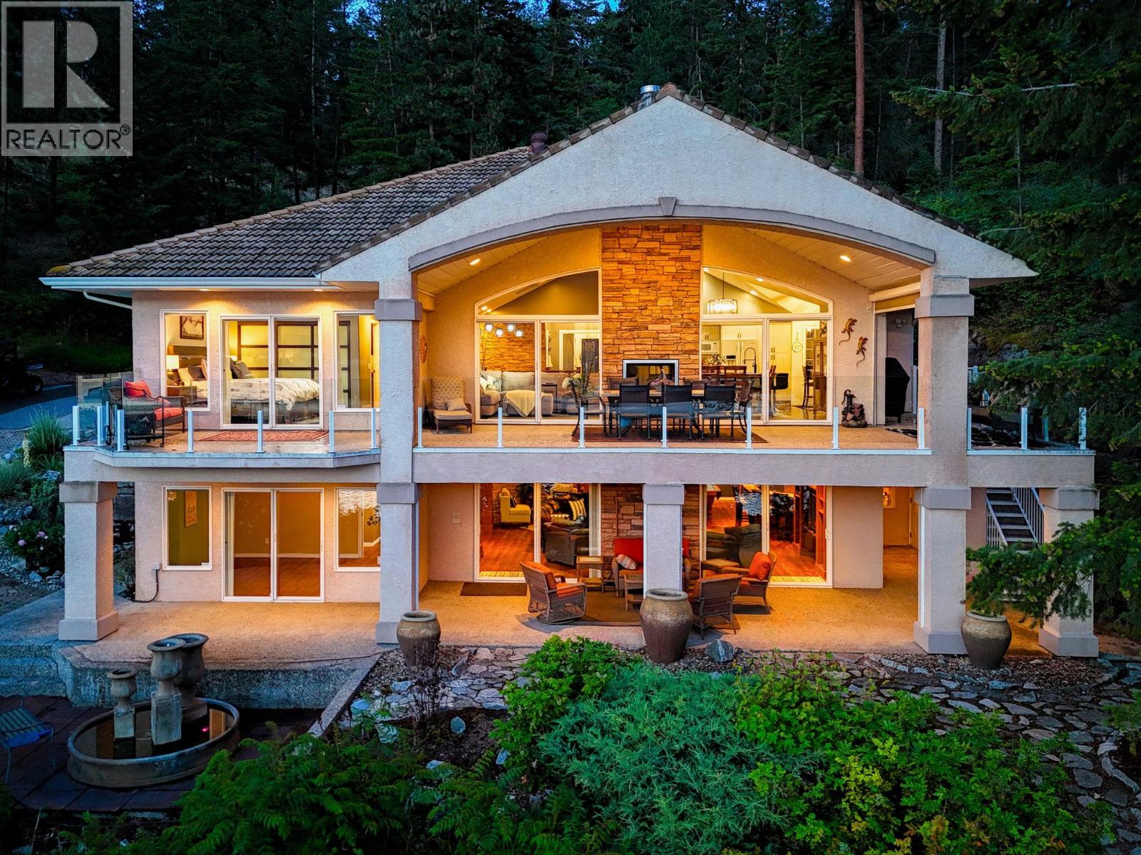 6650 Finch Road, Lake Country, British Columbia  V4V 1M9 - Photo 2 - 10388282