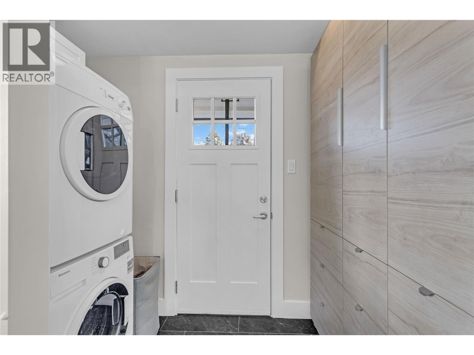 1298 Kilwinning Street, Penticton, British Columbia  V2A 4P3 - Photo 11 - 10388260