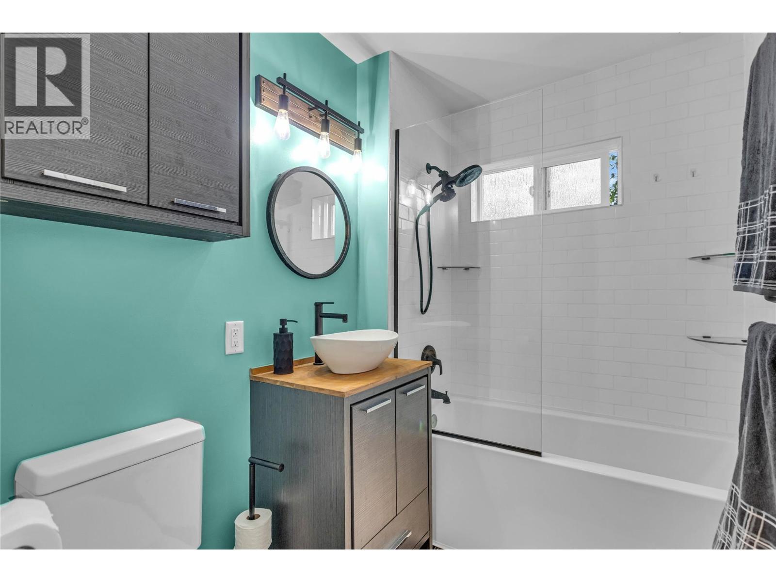 1298 Kilwinning Street, Penticton, British Columbia  V2A 4P3 - Photo 12 - 10388260